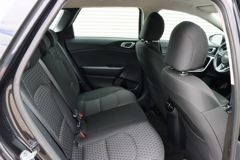 Kia Ceed SW / cee'd SW Sportswagon 1.6 GDI PHEV DynamicLine | CARPLAY | S — photo 13