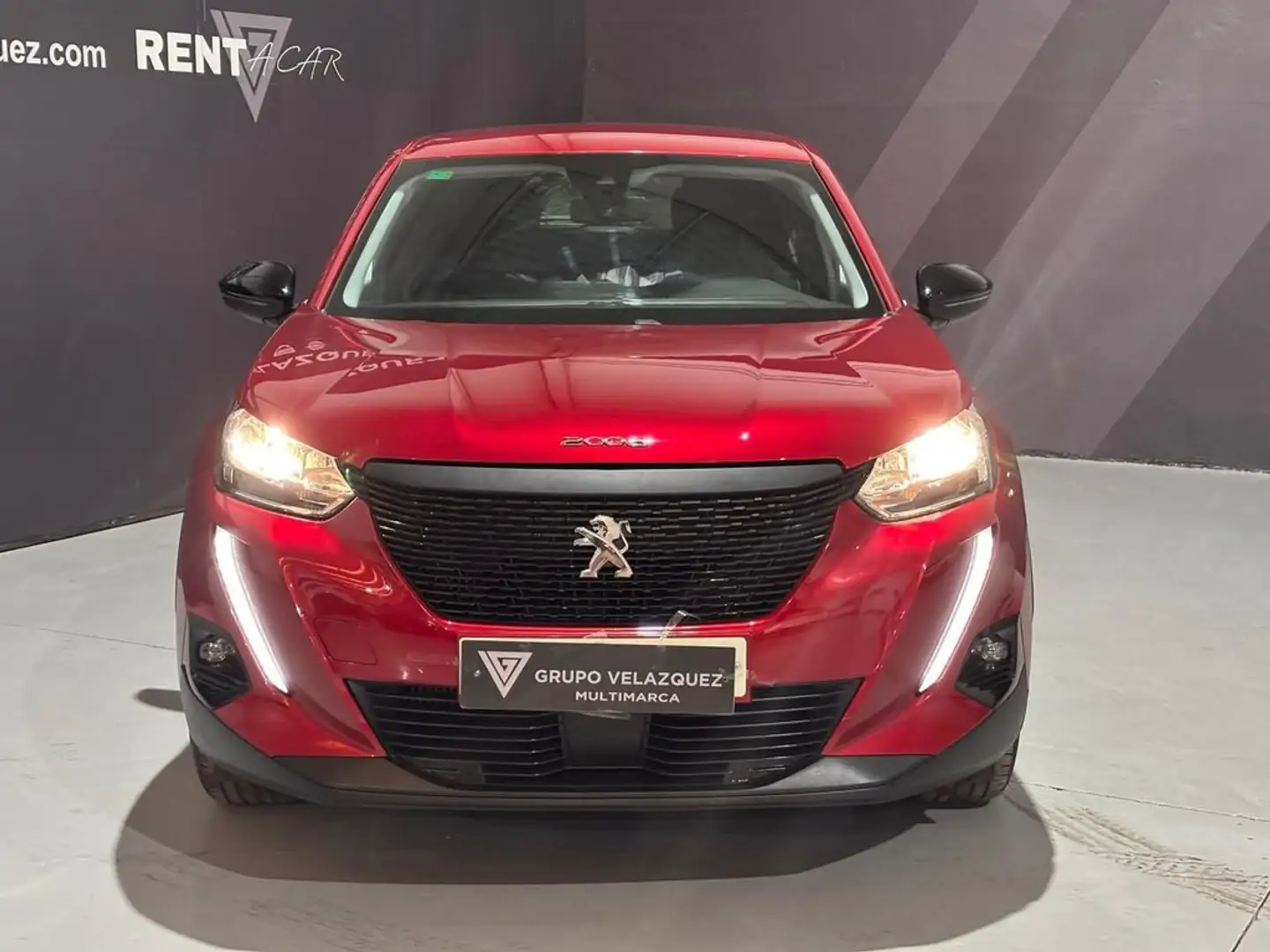 Peugeot 2008 1.6 BlueHDI S&S Active 100 Rojo - 1