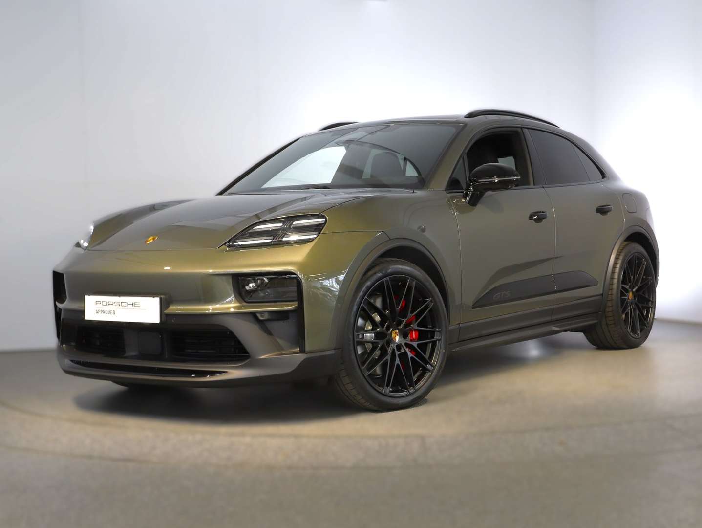 Porsche Macan II GTS -  - Joinsteer - #1