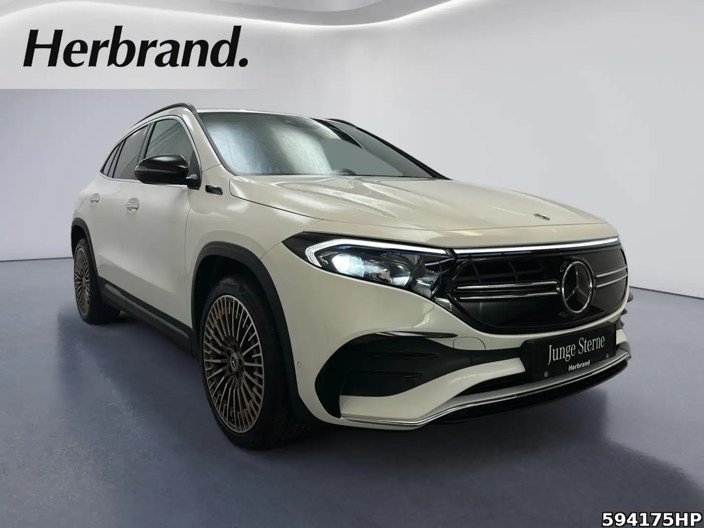 Mercedes-Benz EQA 250 AMG Edition 1 DISTRONIC KEYLESS Ambiente Weiß - 2