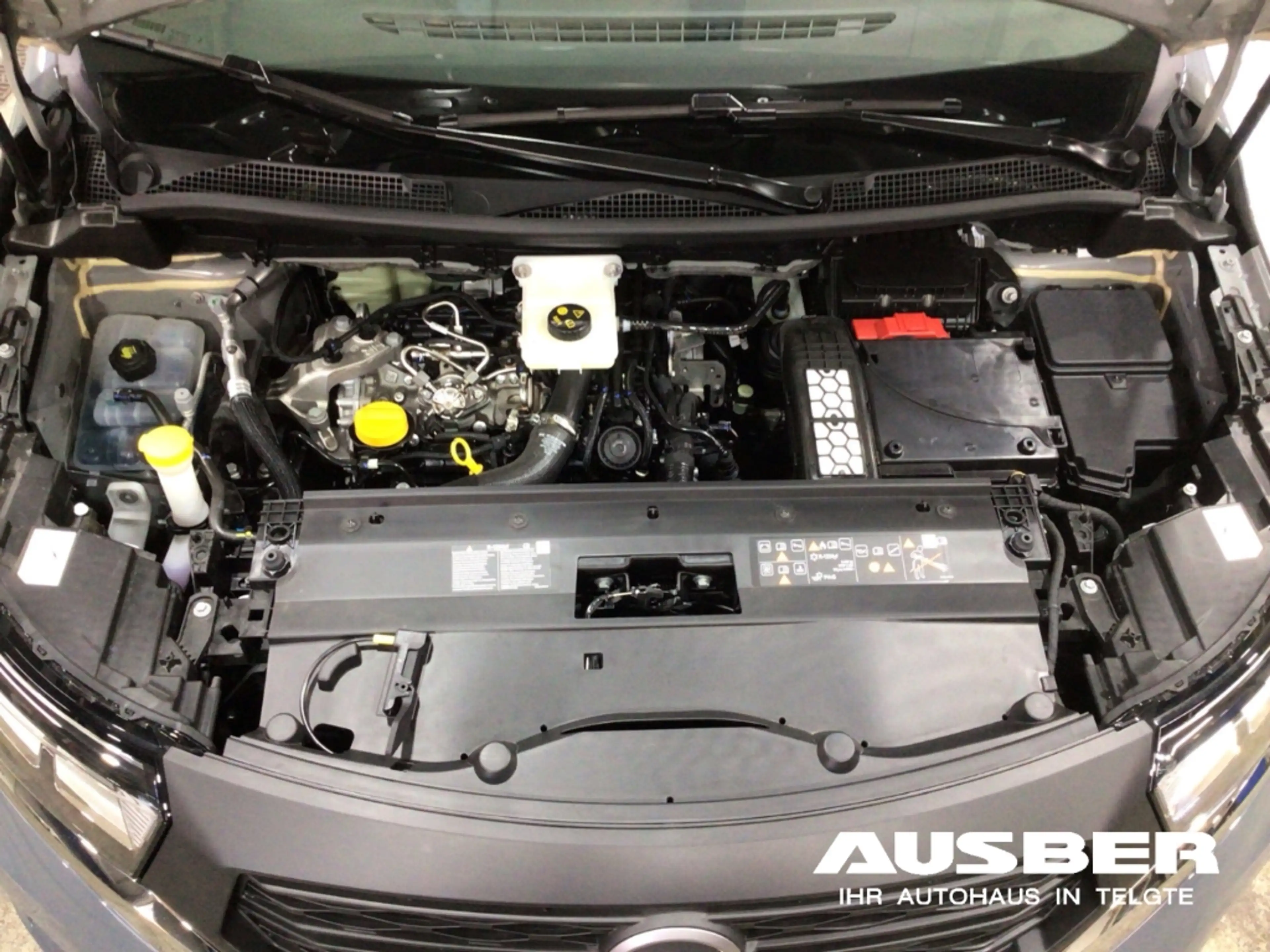 Nissan Townstar Kombi L2 7Sitzer Tekna Automatik — photo 13