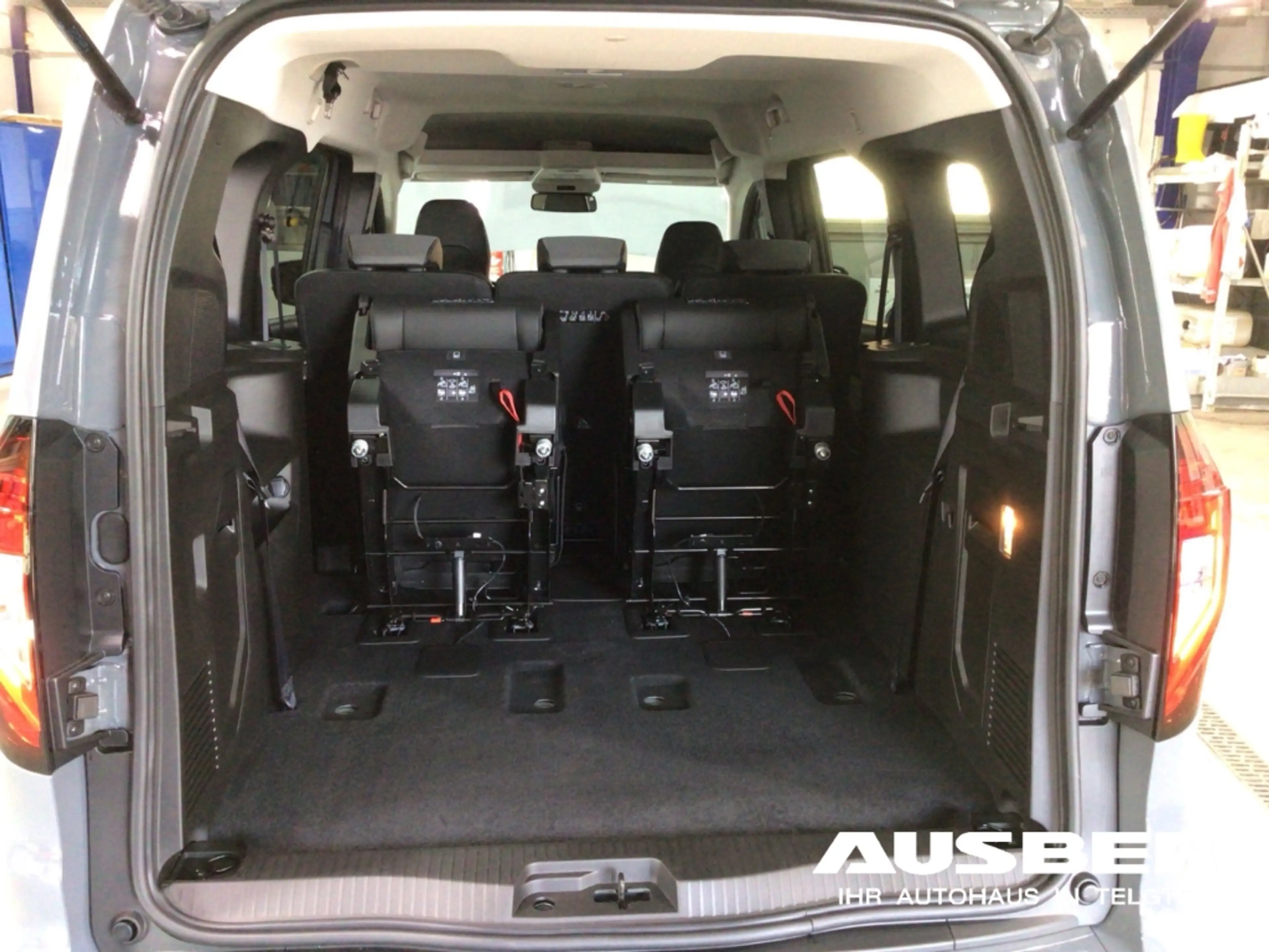 Nissan Townstar Kombi L2 7Sitzer Tekna Automatik — photo 12