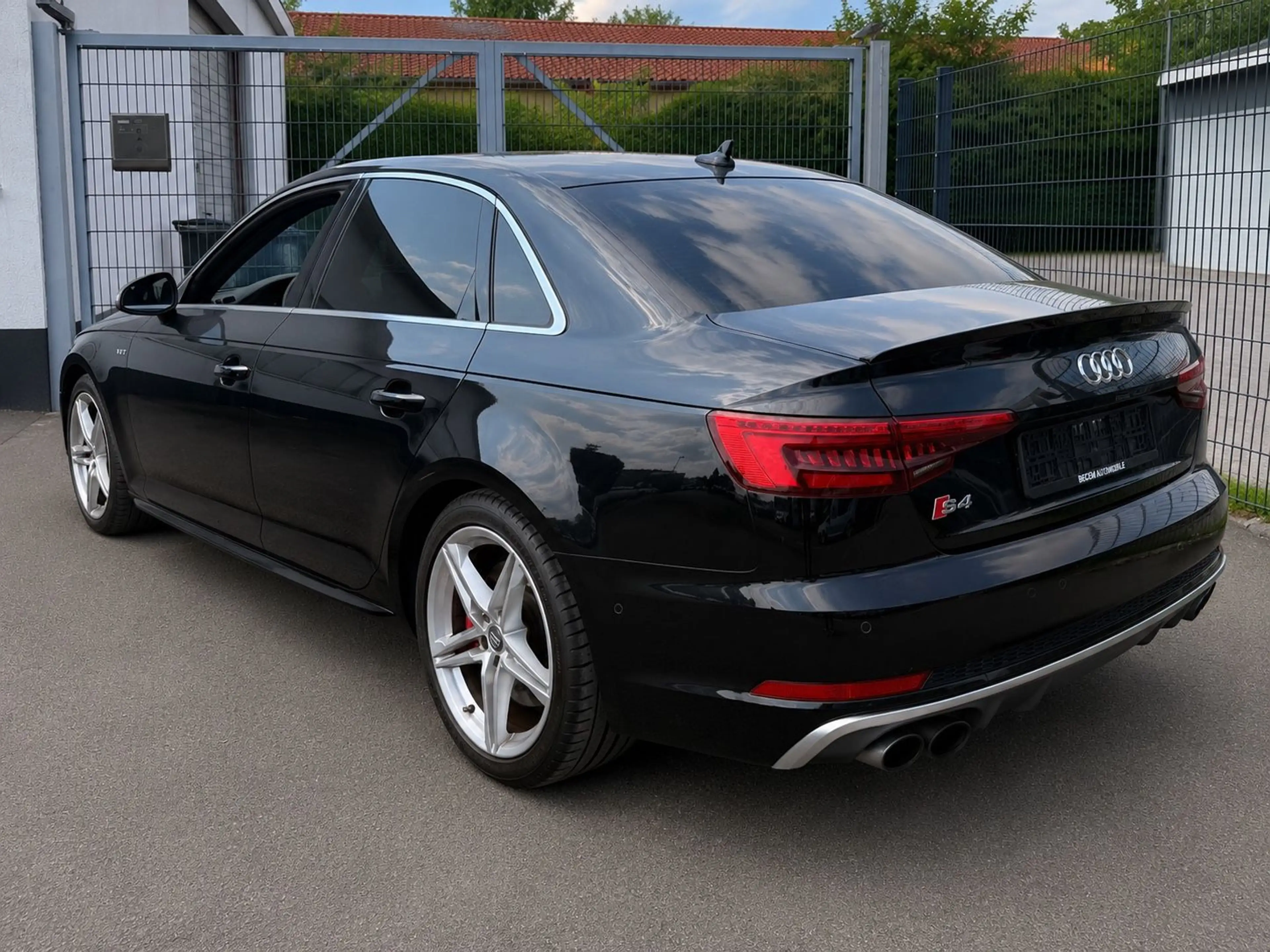 Audi S4 TFSI*MATRIX LED*B&O*DIG.TACH*360GRAD*MASSAGE — photo 10