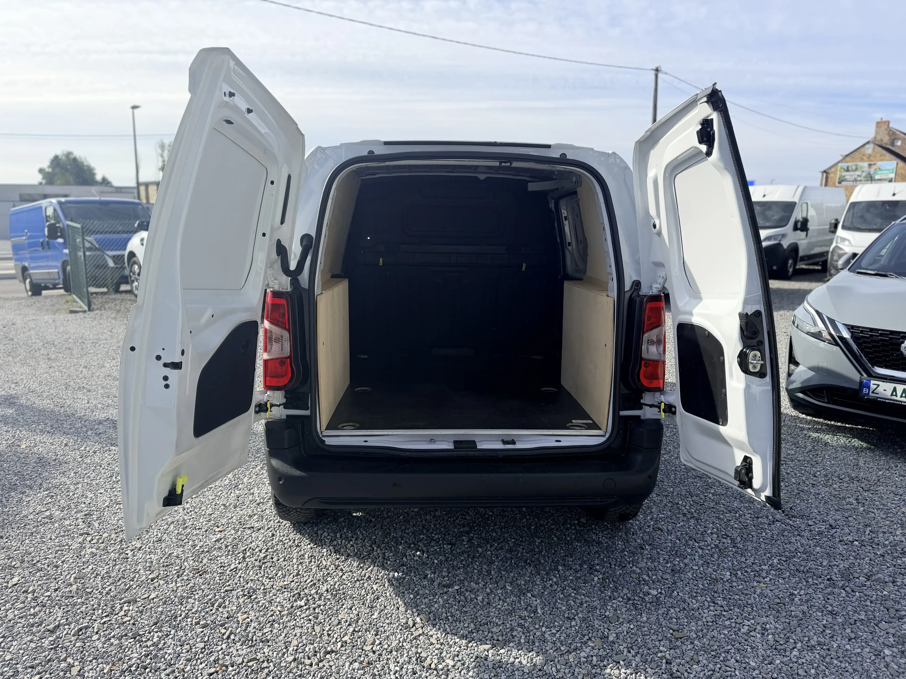 Peugeot Partner — photo 8