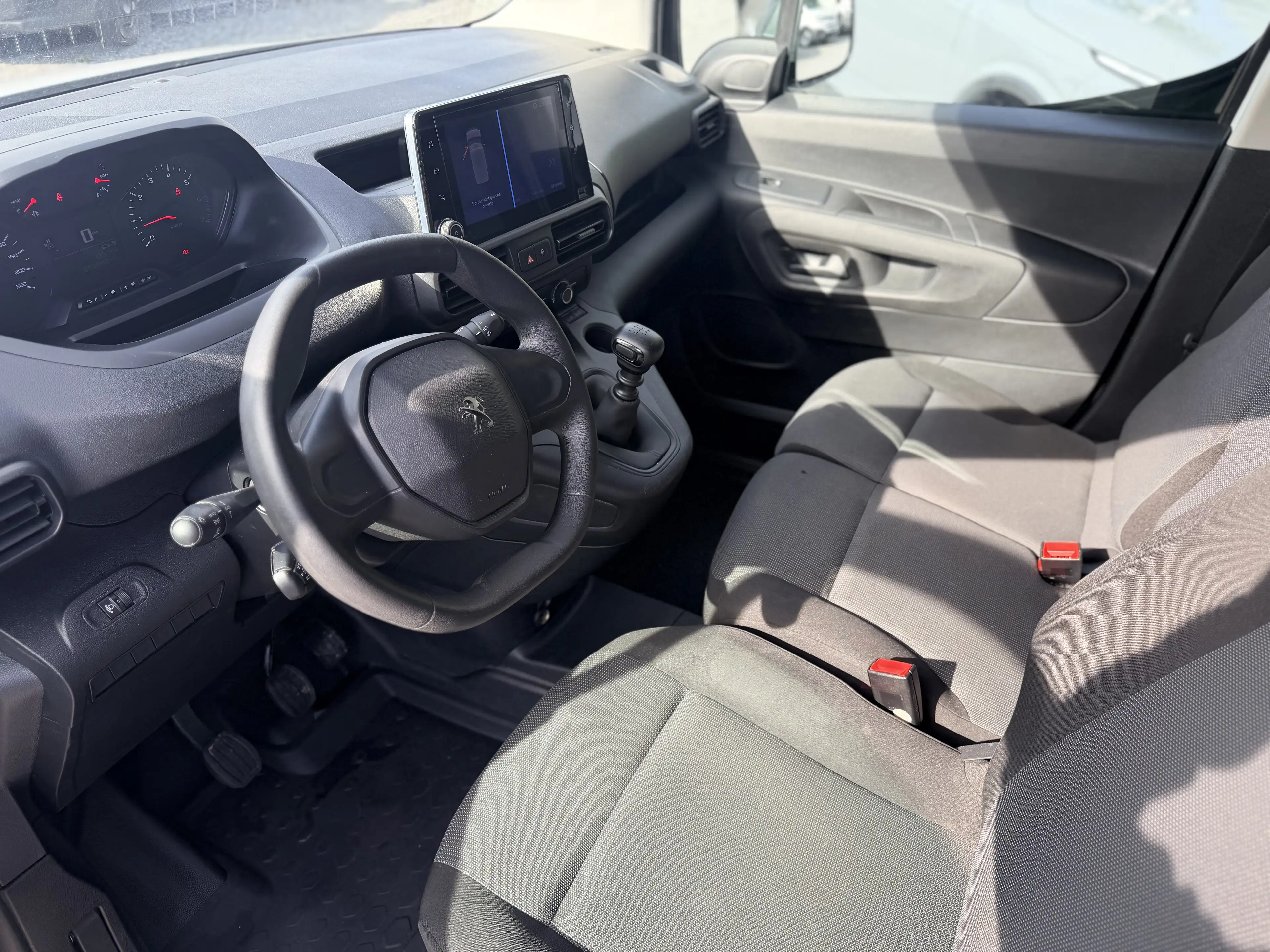 Peugeot Partner — photo 10