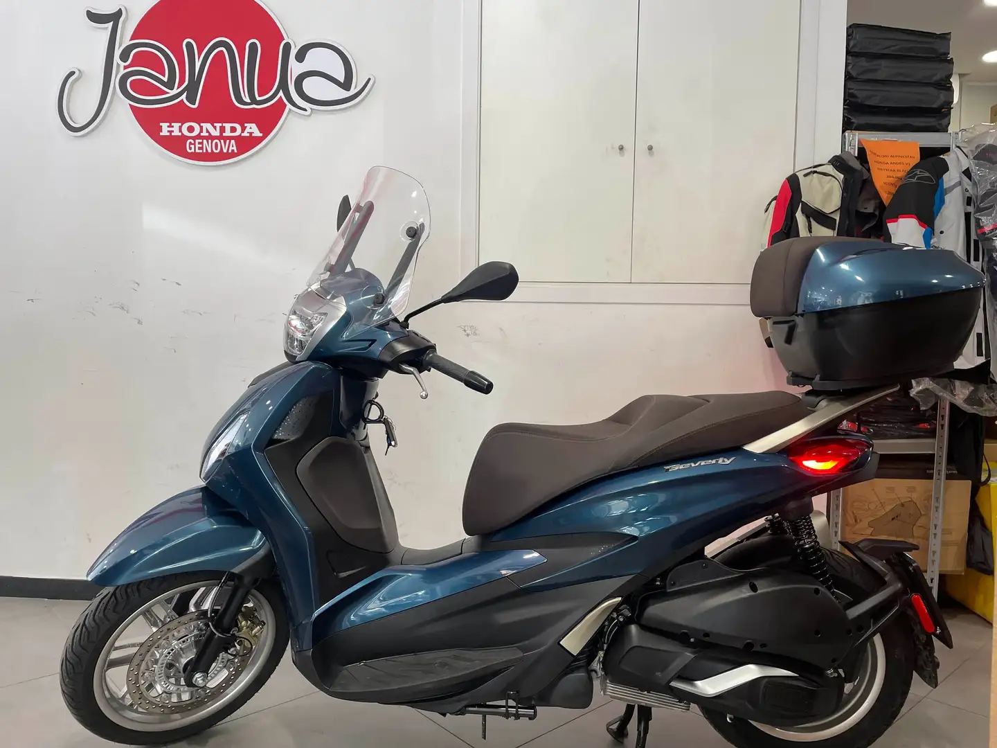 Piaggio Beverly 300 HPE ABS TCS Blu/Azzurro - 1