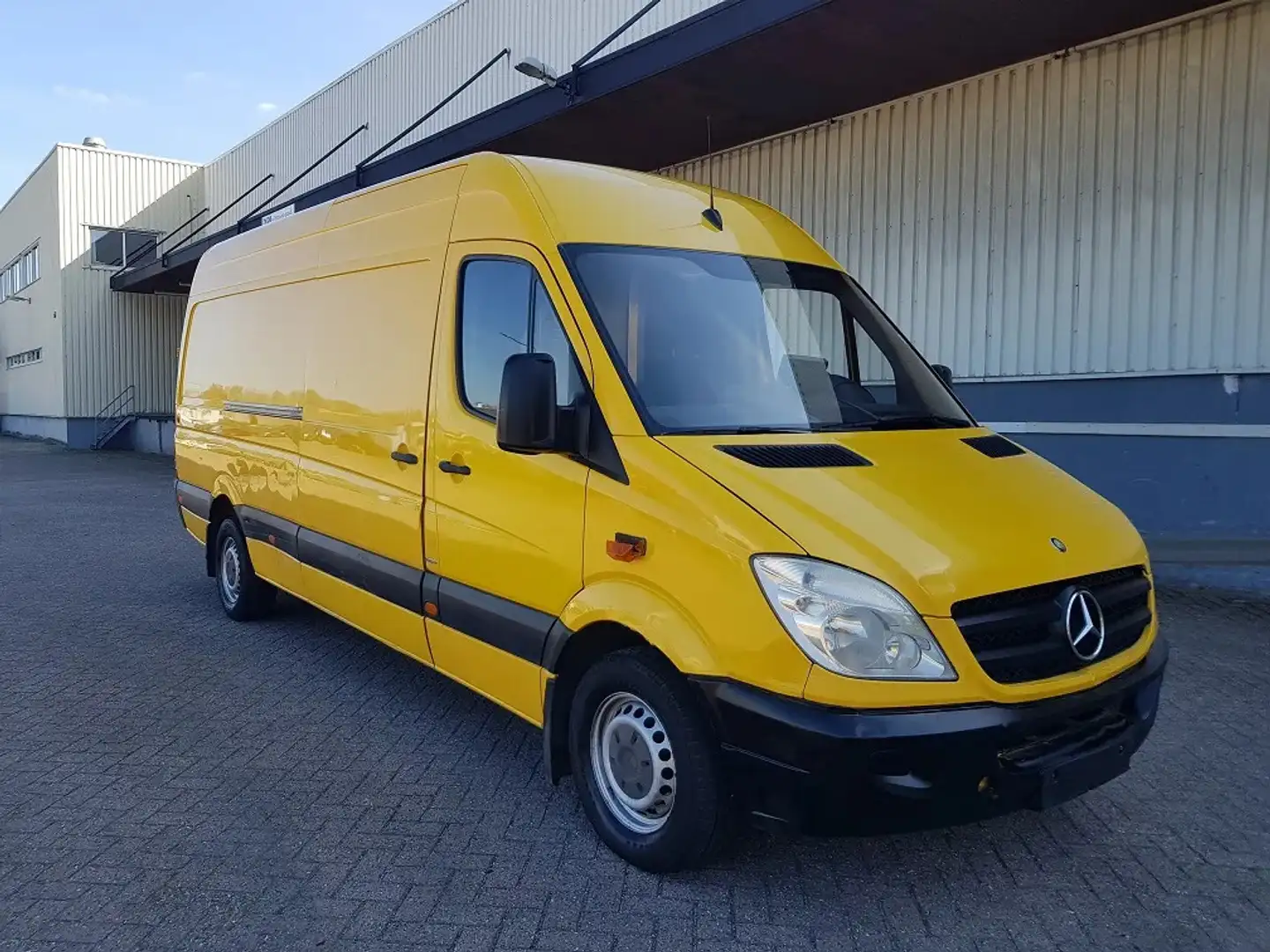 Mercedes-Benz Sprinter Sprinter 313 CDI L3 H2 Belgisch kenteken Geel - 2