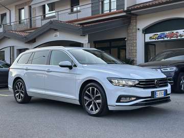 Passat VIII 2022 Variant 2.0 tdi Executive 150cv dsg