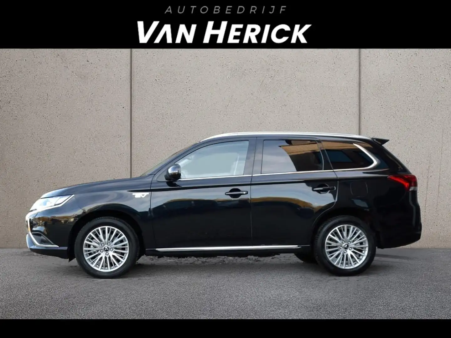 Mitsubishi Outlander 2.4 PHEV Intense+ | Stoelverw | Camera | Clima Nero - 2