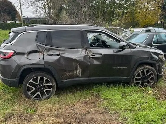Jeep Compass Compass II 2017 2.0 mjt Limited 4wd 140cv