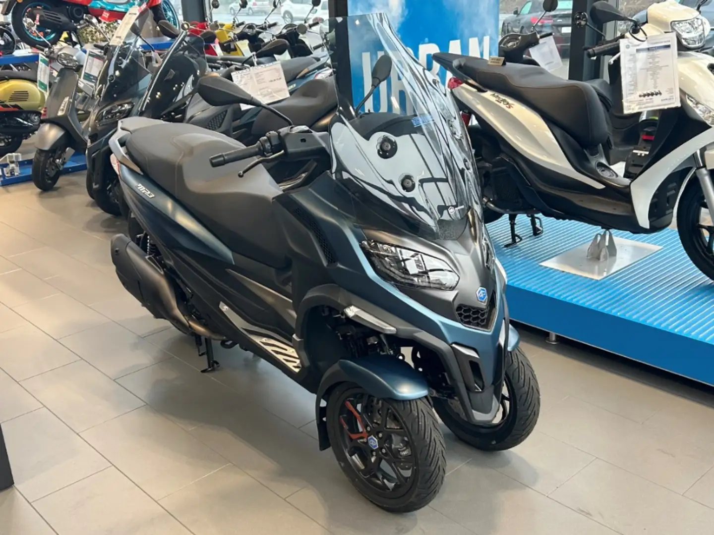 Piaggio MP3 500 Exclusive E5+ Blue Oxygen Bleu - 2