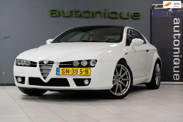Alfa Romeo Brera 1.7 T SkyWindow 200pk