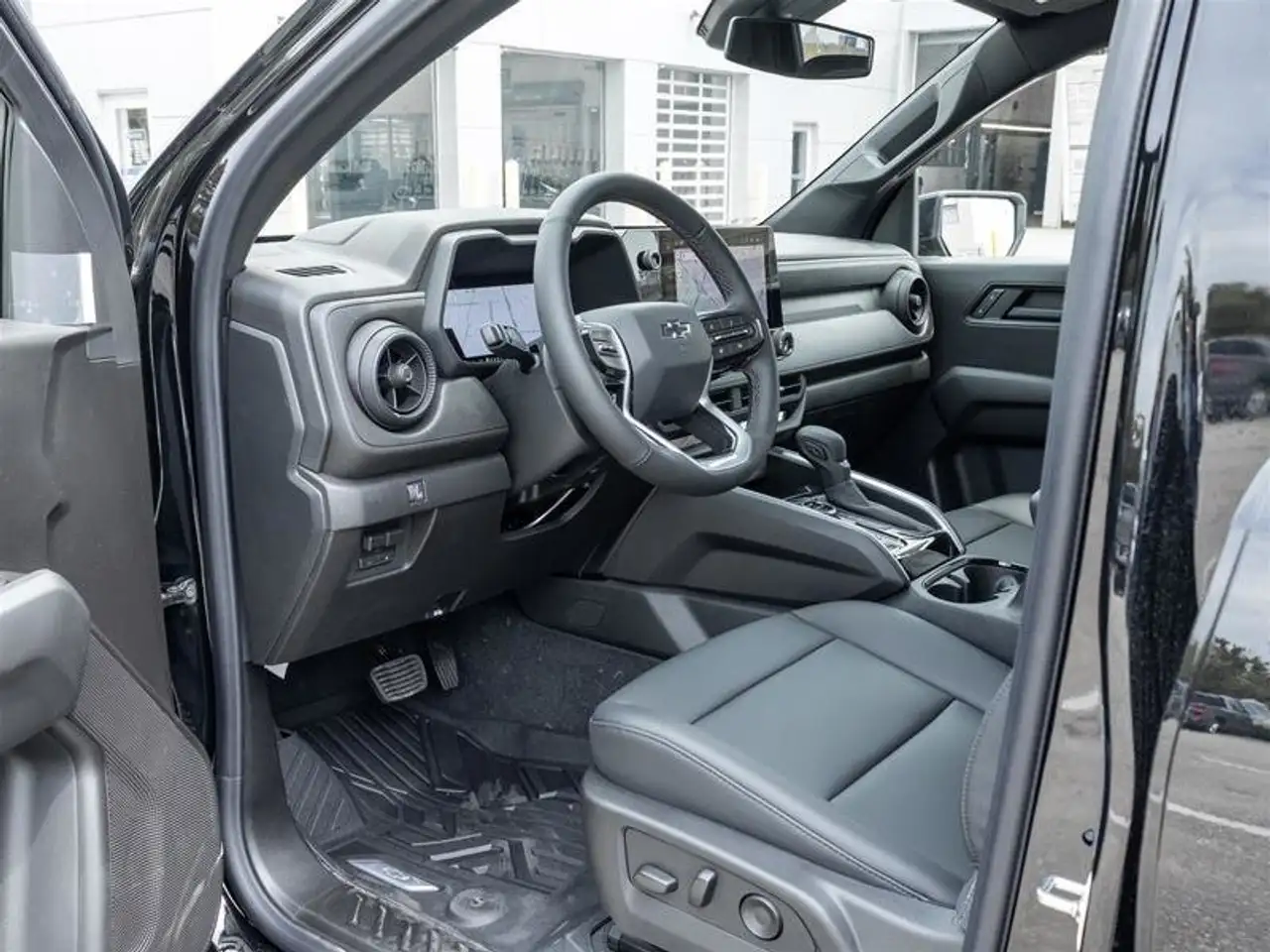 Chevrolet Colorado снимка Chevrolet Colorado