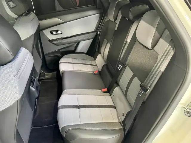 Opel Grandland view 22