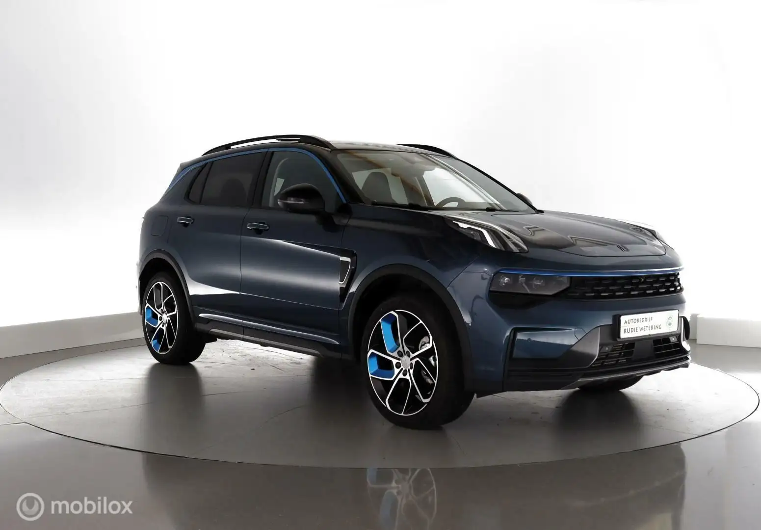 Lynk & Co 01 1.5 PHEV 261PK Automaat pano|led|cam|dab|nav|ecc|l Bleu - 2