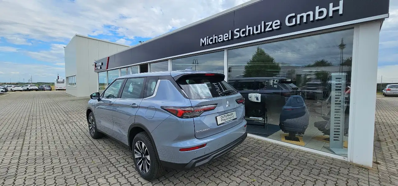 Mitsubishi Outlander 2026