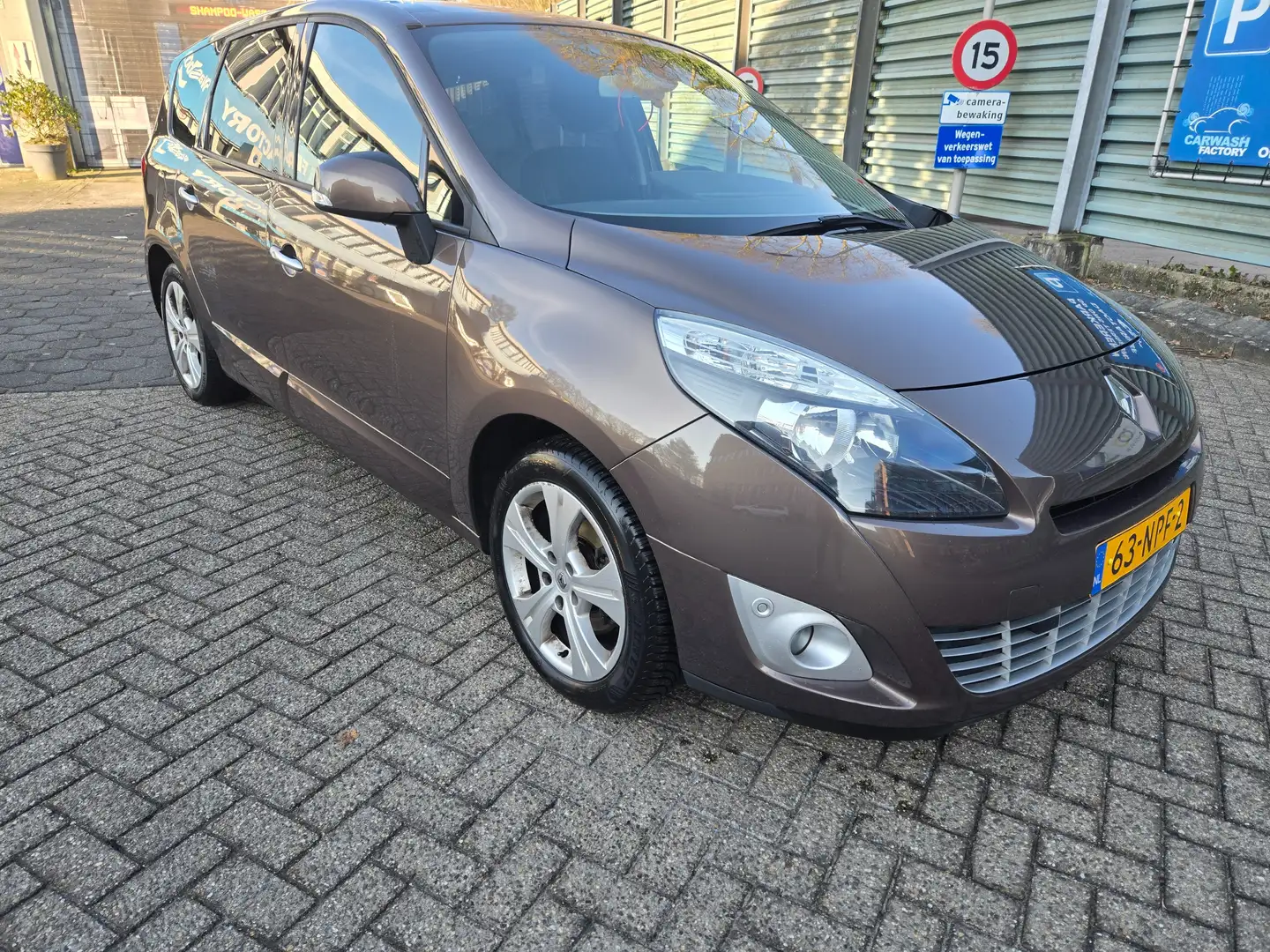 Renault Grand Scenic Grand Scenic Megane 2.0 Dynamique Коричневий - 2