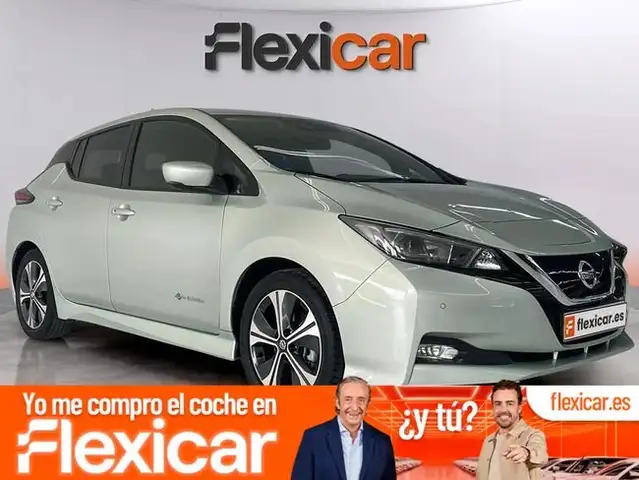 Nissan Leaf 40kWh N-Connecta Bitono