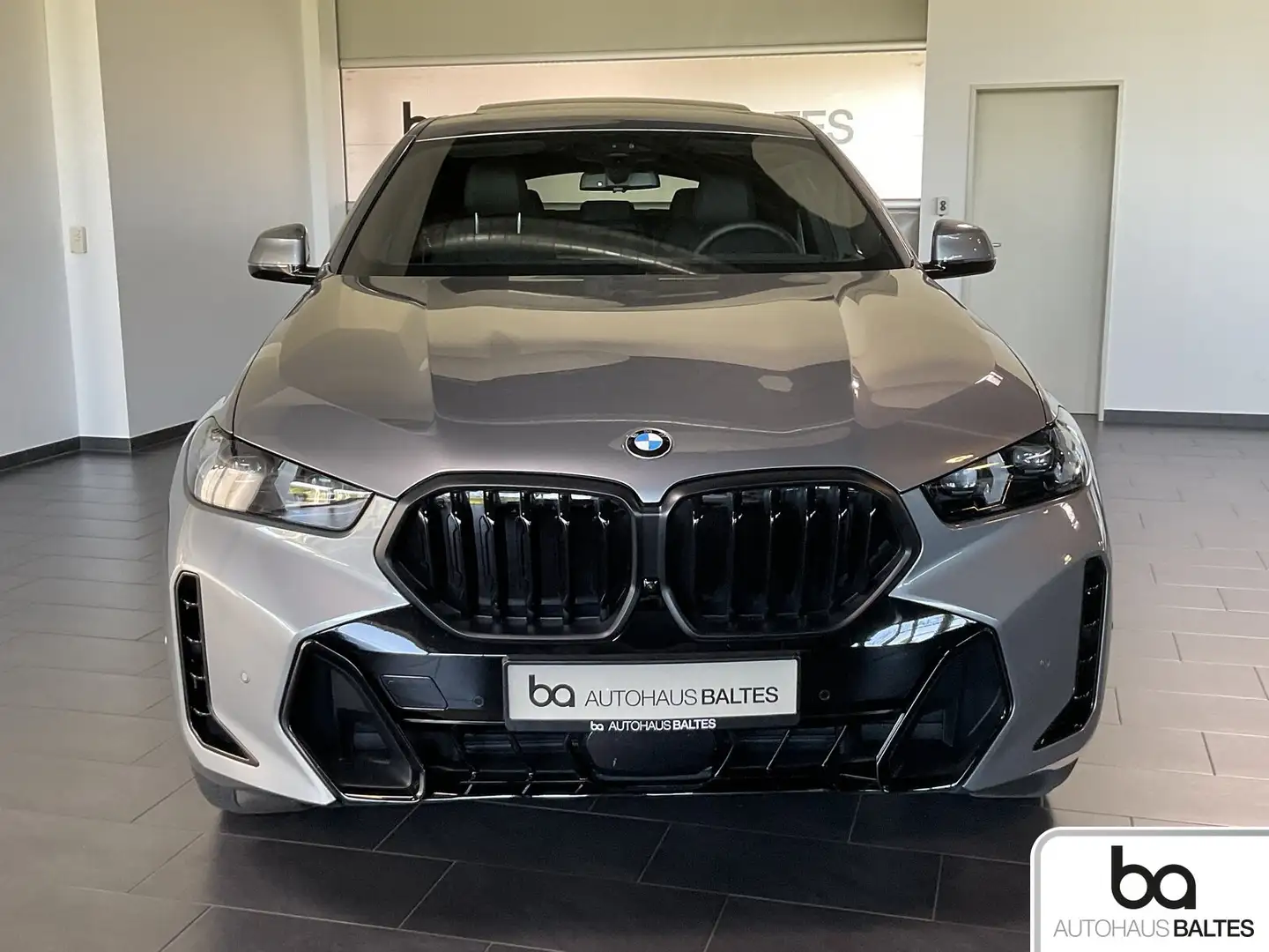 BMW X6 X6 xDrive 30d M Sport 22"/Pano/HK/DrivPro/Luft/AHK Gris - 2
