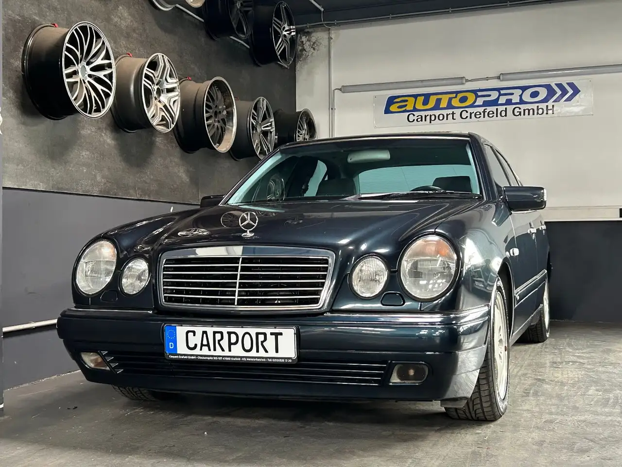 Mercedes-Benz E 430