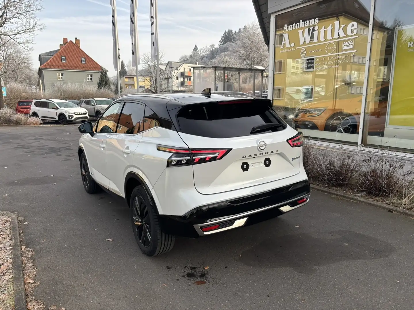 Nissan Qashqai MY24 1.5 VC-T e-POWER 190 PS 4x2 Tekna Noir - 2