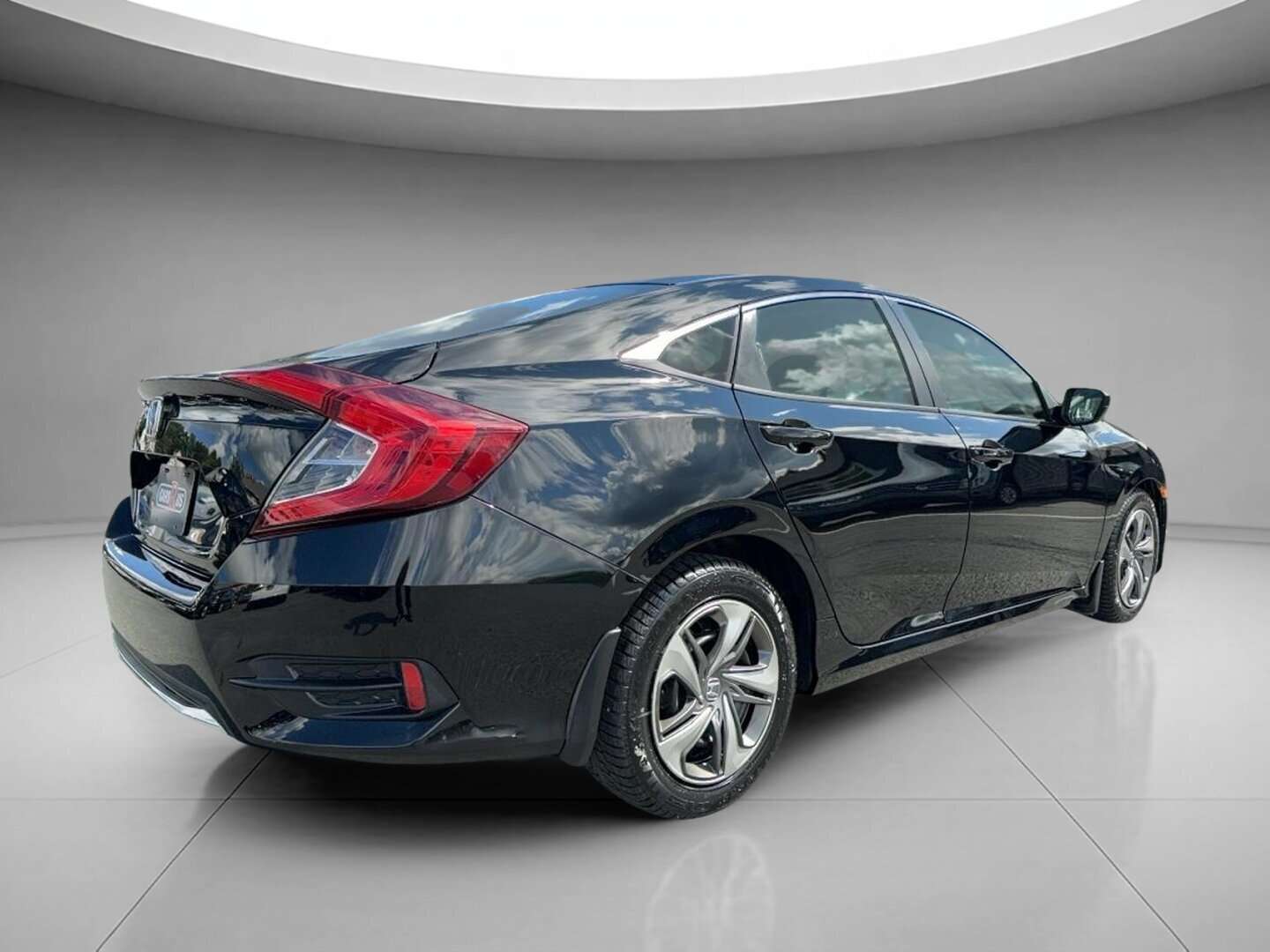 2019 Honda Civic LX CVT Sedan — снимка 1