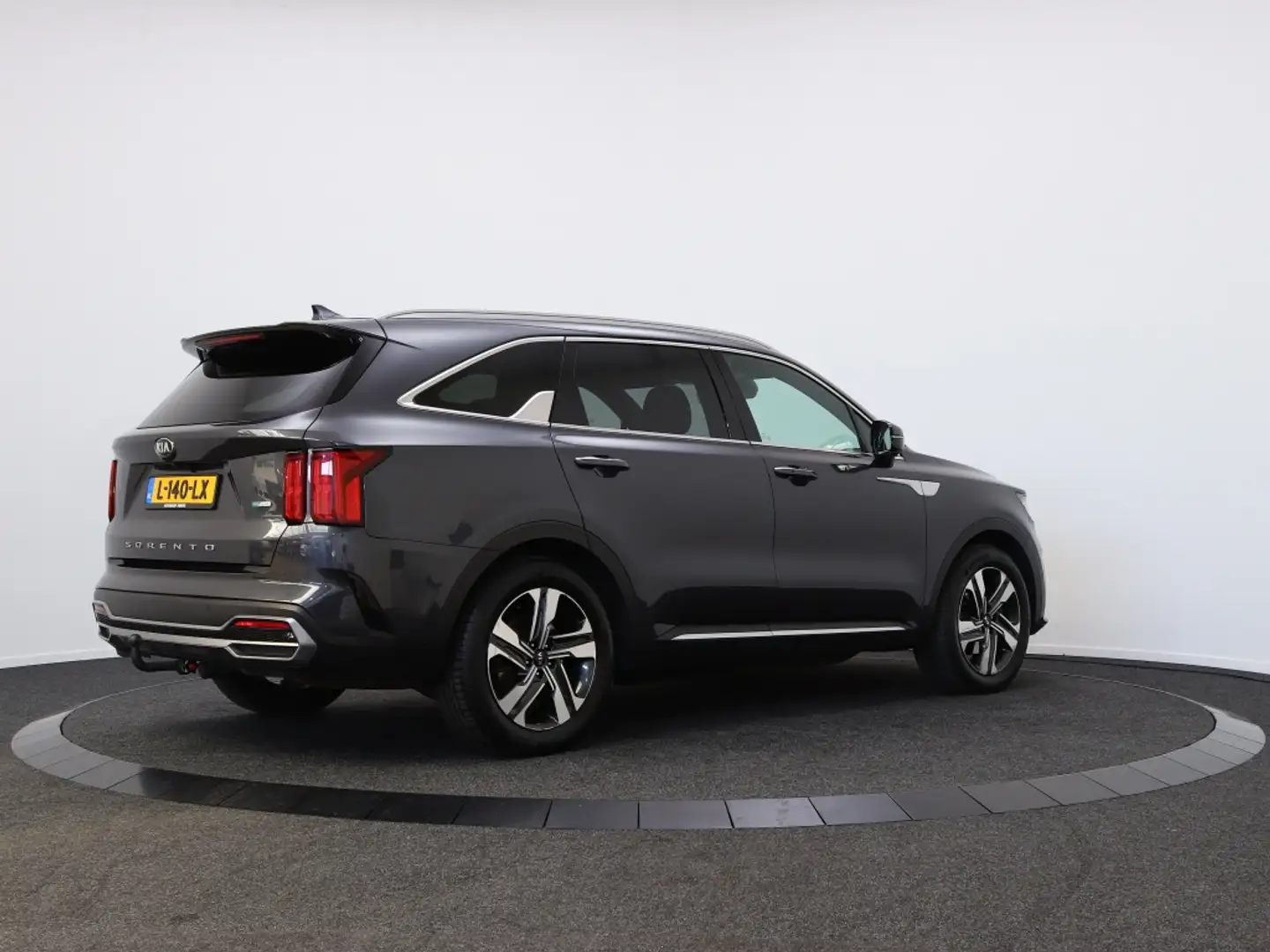 Kia Sorento 1.6 T-GDI ExecutiveLine | 7 pers. | Trekhaak | Pan Gris - 2