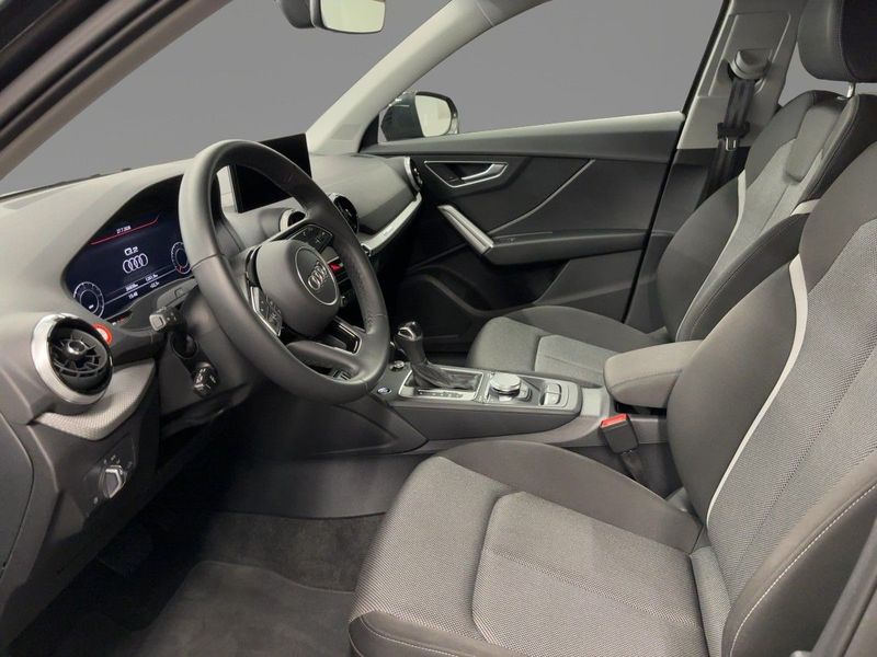 Audi Q2 Advanced 35 TDI S tr. PDC AHK LED NAVI — photo 10