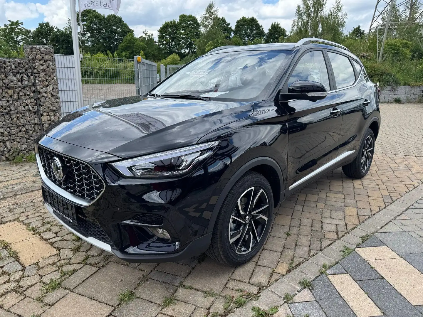 MG ZS 1.5 VTI-tech Luxury Noir - 1