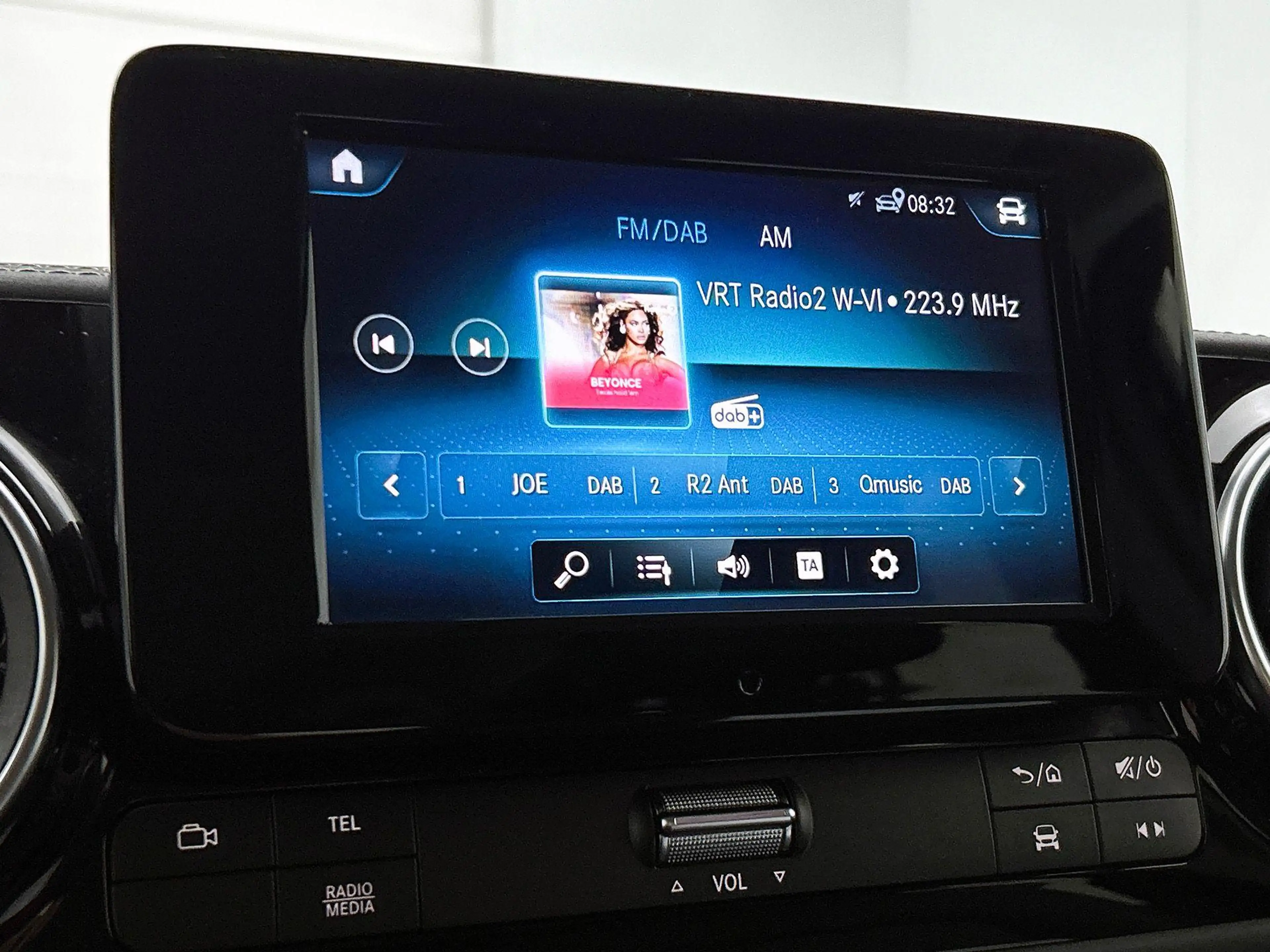 Mercedes-Benz T-Class 180 d Style | Dodehoekassistent | Smartphone Integ — photo 14
