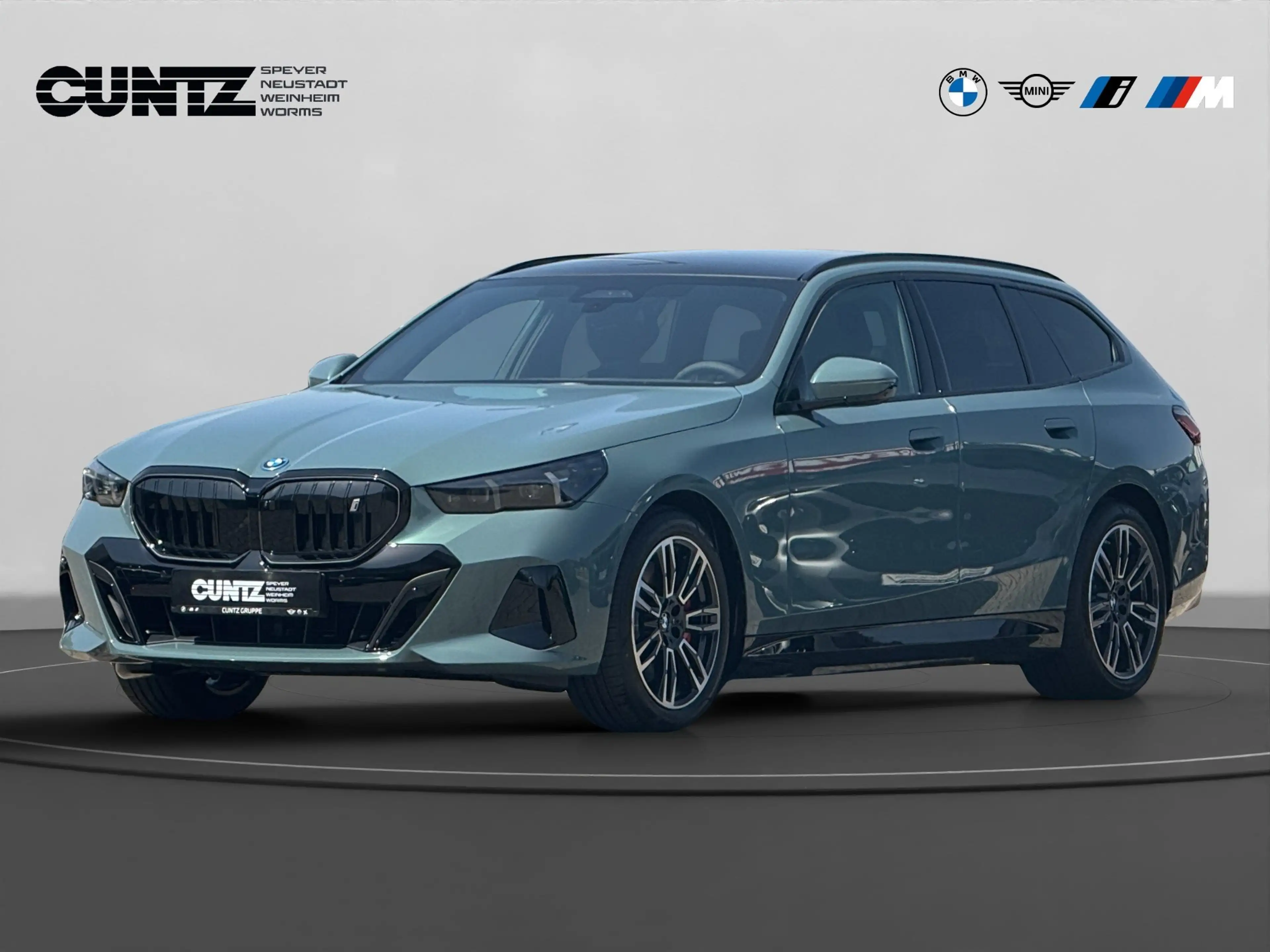 BMW i5 eDrive40 Touring M Sportpaket Head-Up DAB
