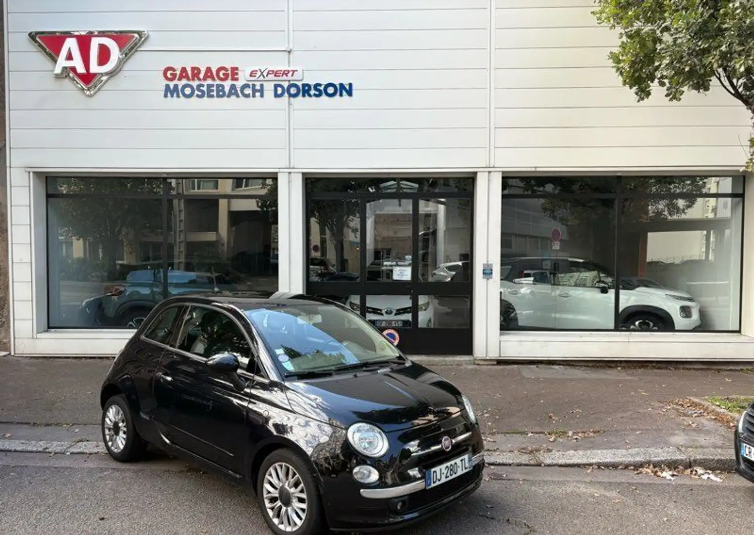 Fiat 500 1.2 69 cv Lounge toit panoramique Bluetooth Noir - 1