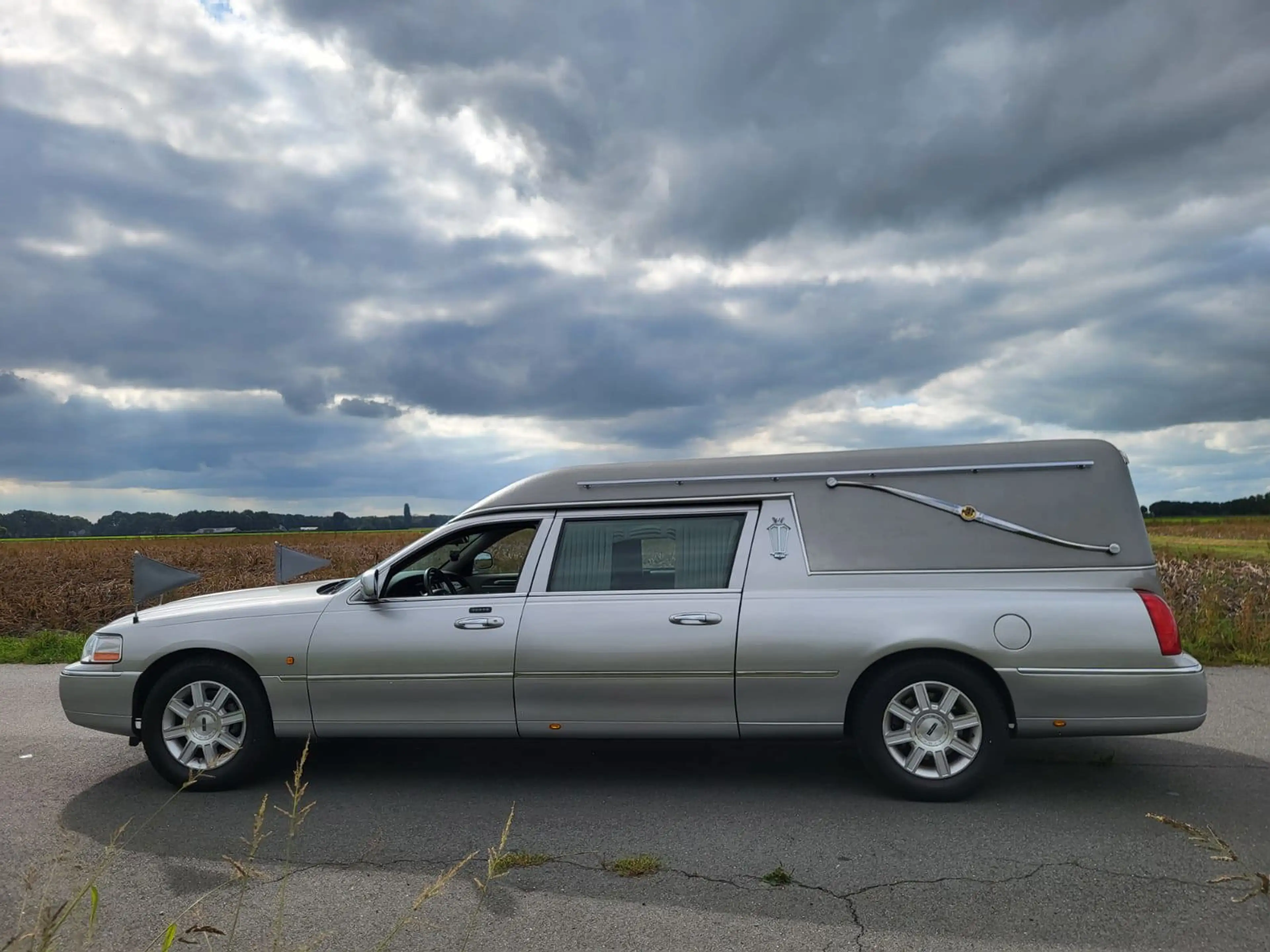 Lincoln Others Federal Begrafenis auto lijkwagen V8 — photo 8
