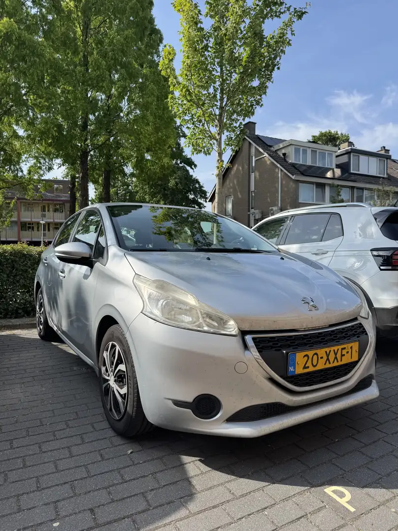 Peugeot 208 1.2 VTi Active Grijs - 1