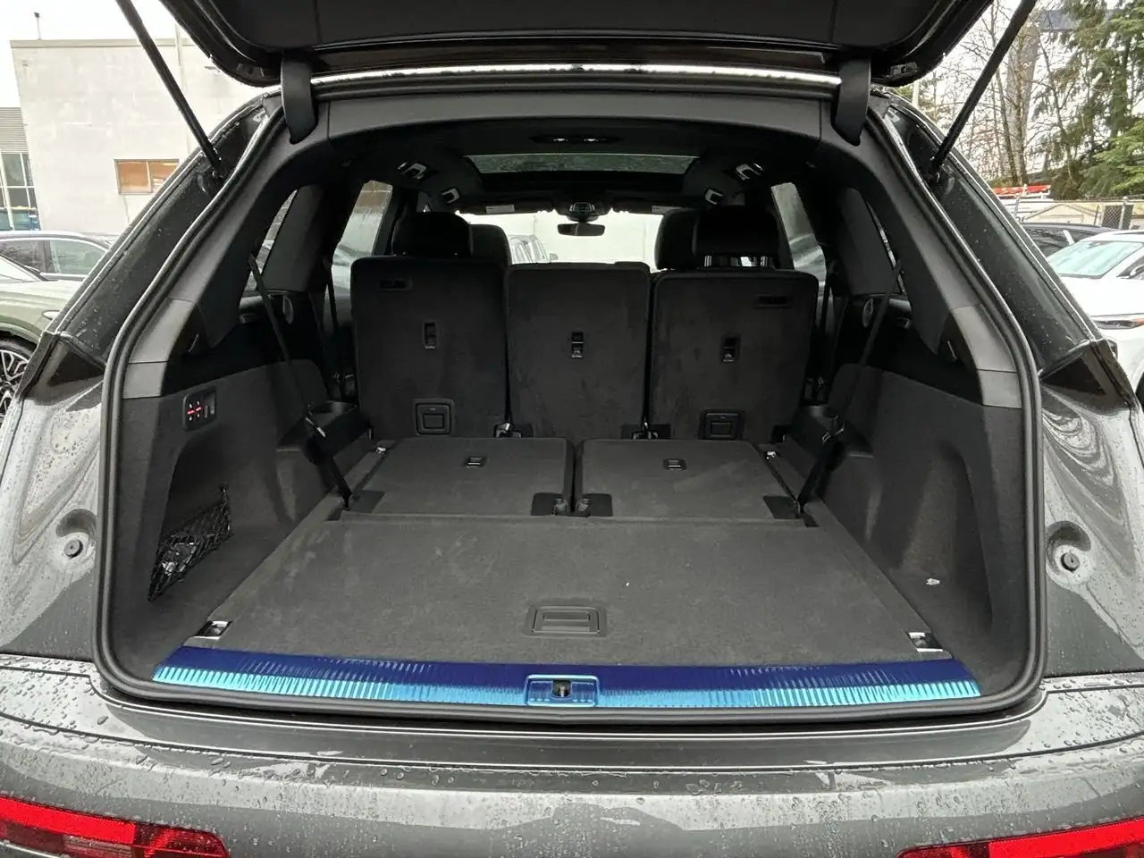 Audi Q7 снимка Audi Q7