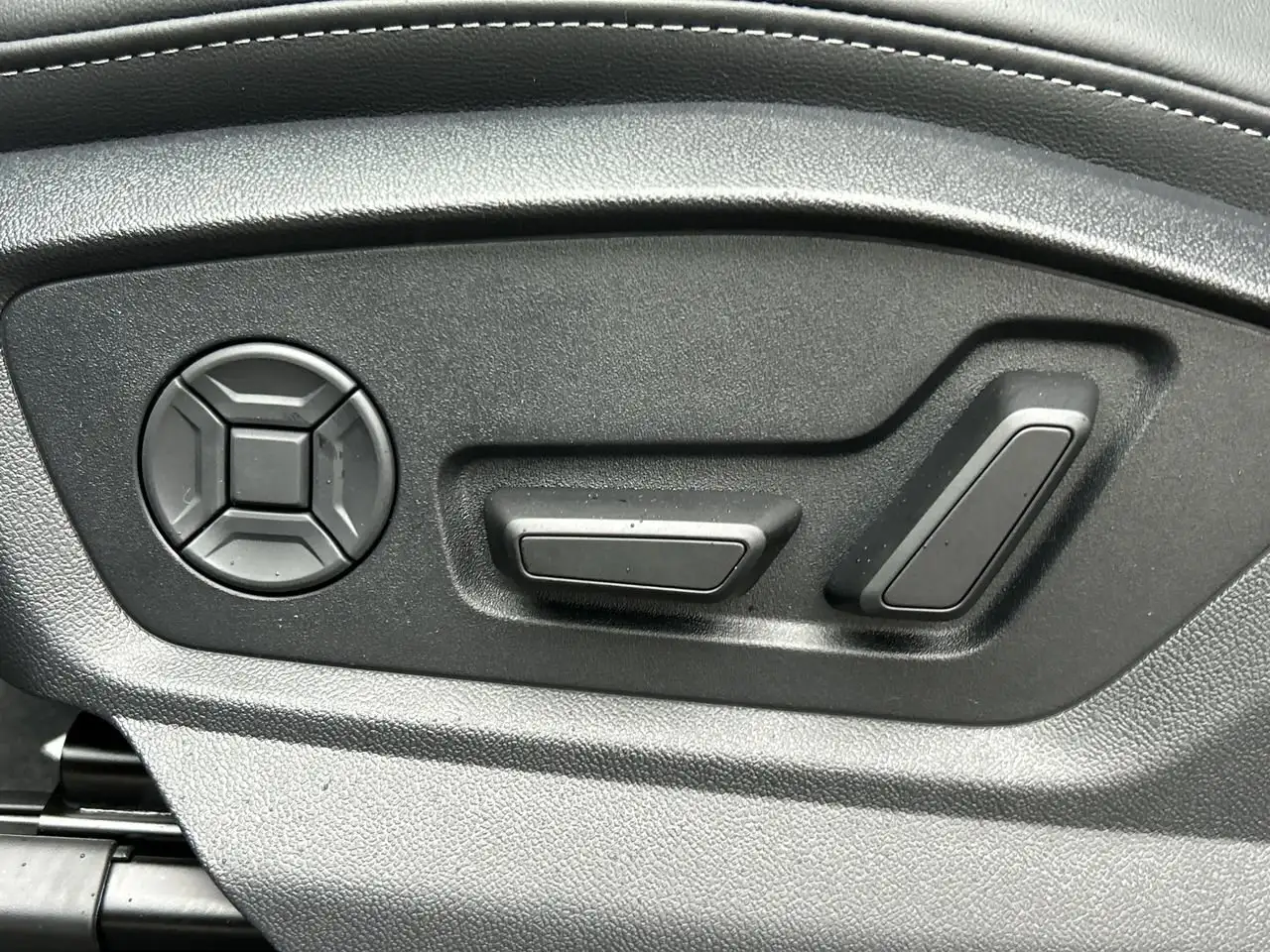 Audi Q7 снимка Audi Q7