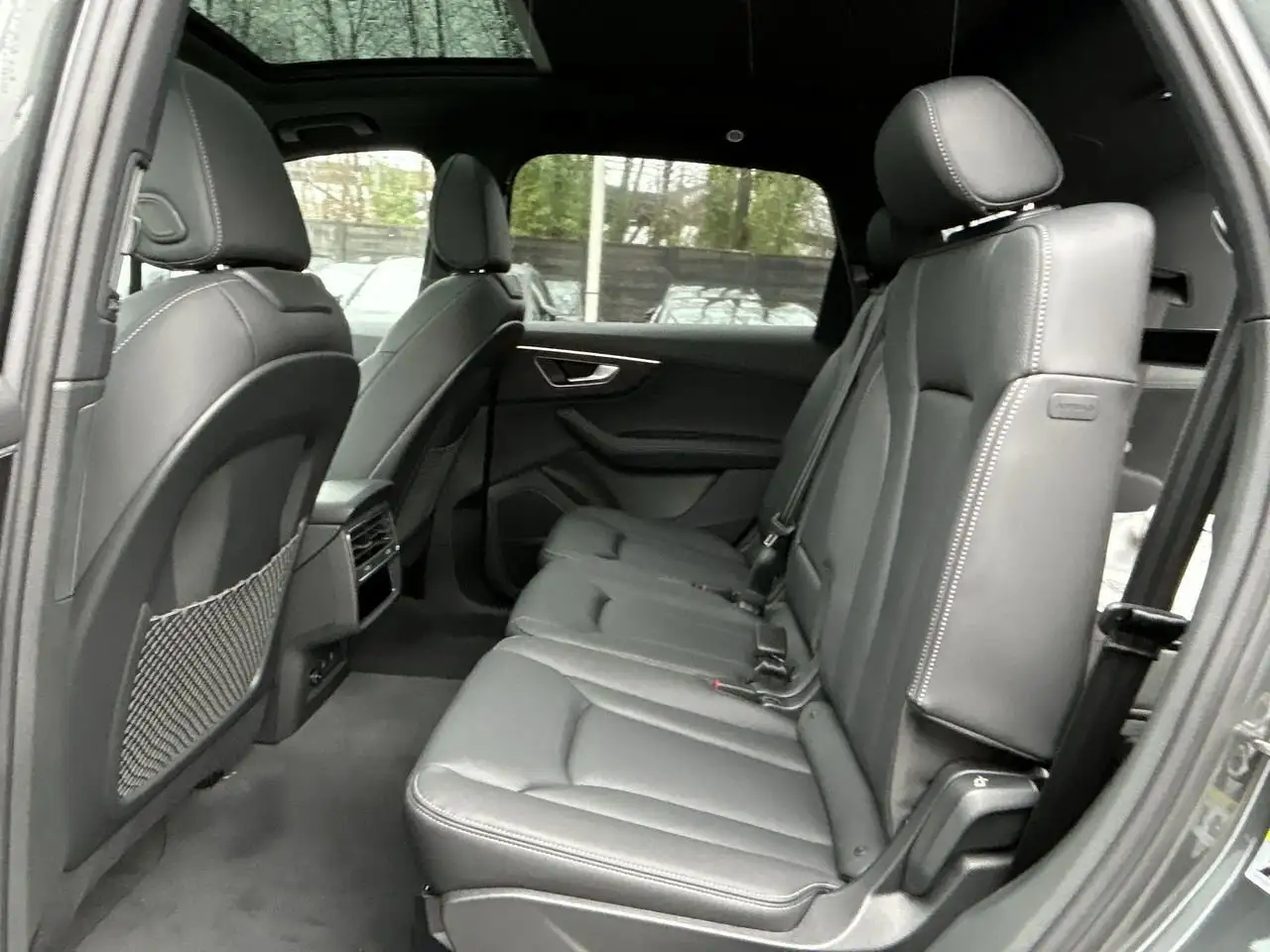 Audi Q7 снимка Audi Q7