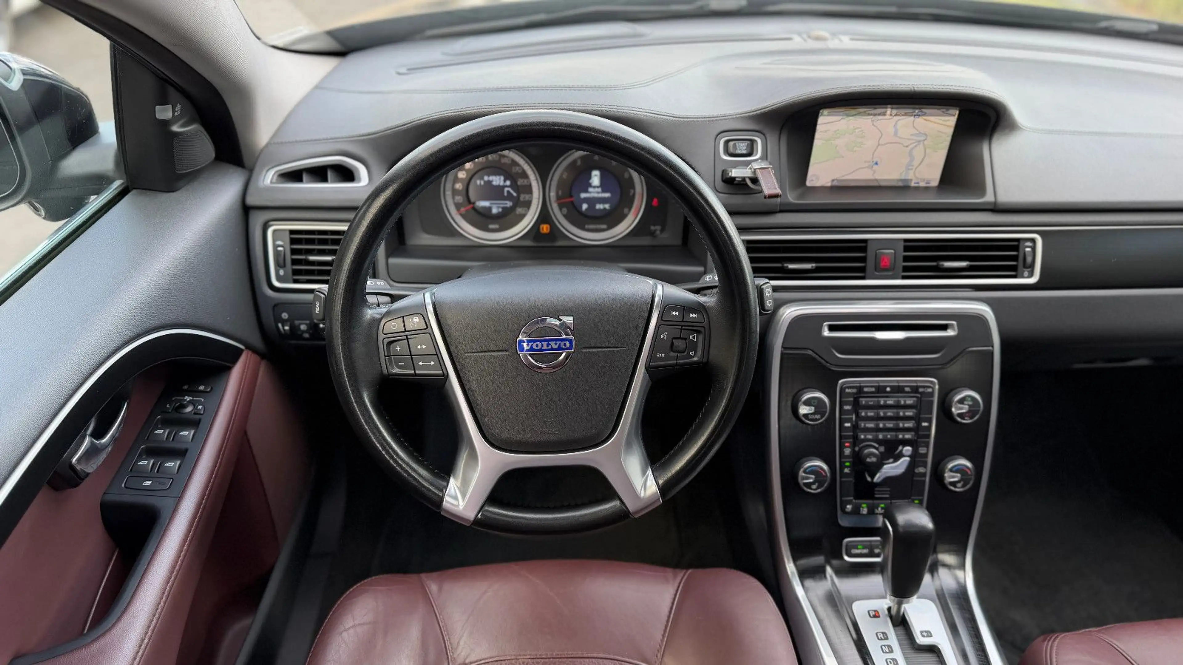 Volvo V70 3.0 T6 AWD Xenon,Navi,Leder,GSD,ACC,Standh. — photo 15