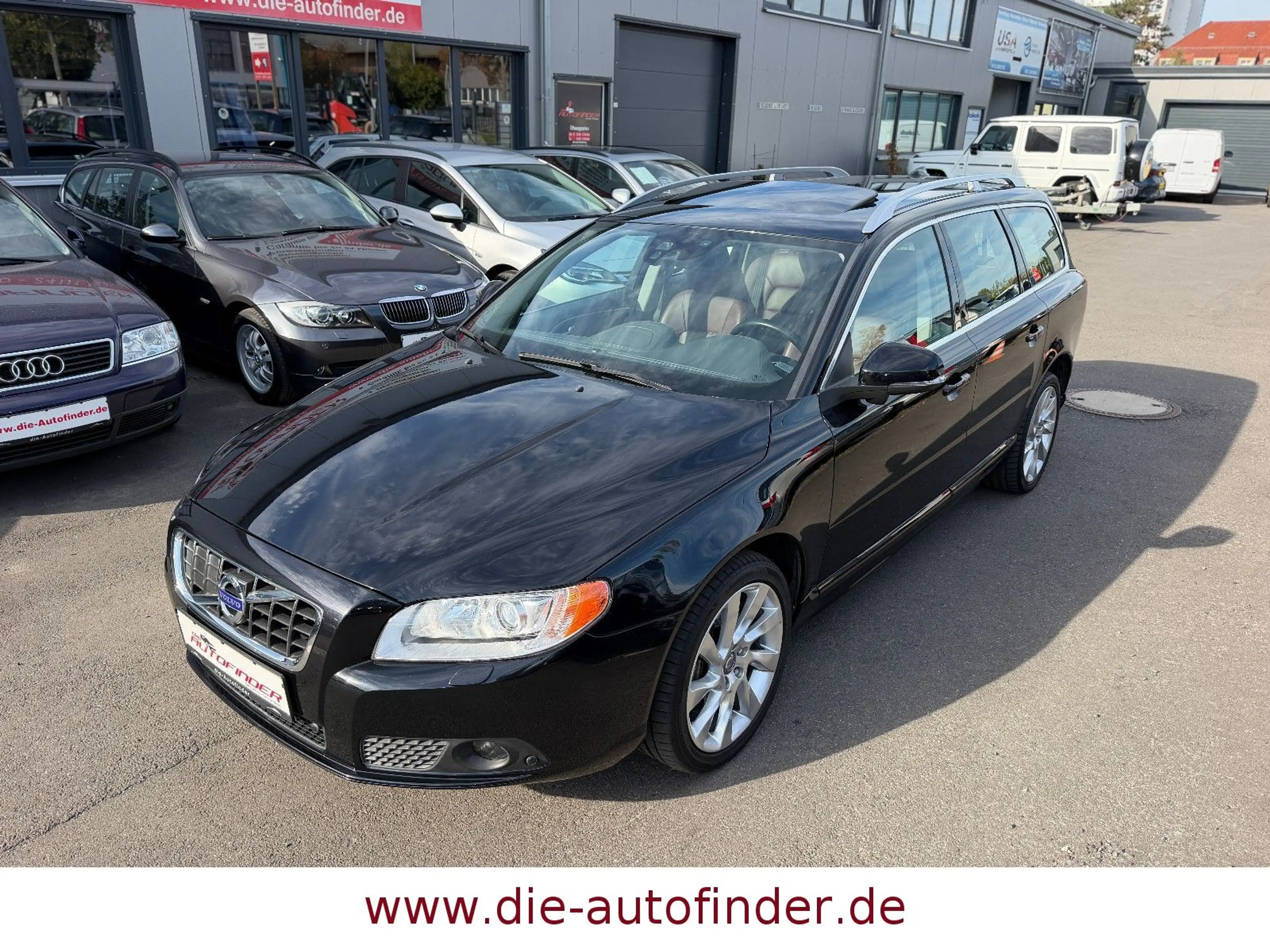 Volvo V70 3.0 T6 AWD Xenon,Navi,Leder,GSD,ACC,Standh. — photo 2