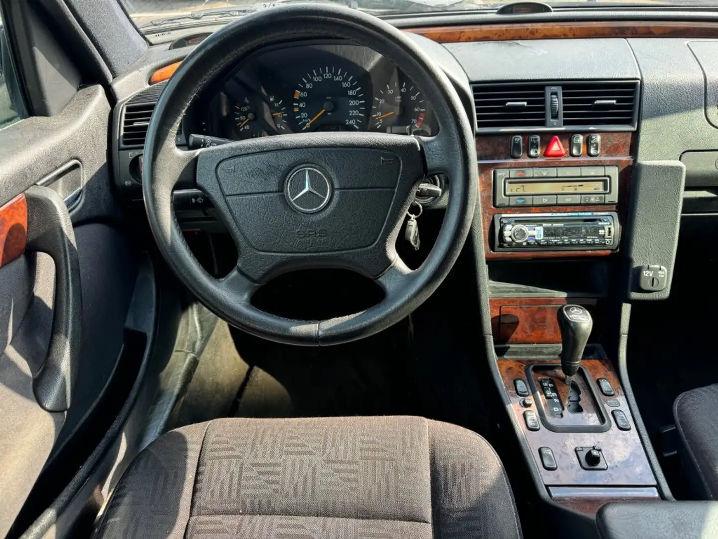 Mercedes-Benz C 180 Combi C180  Elegance Selection Aut Clima PDC NAP A Černá - 2