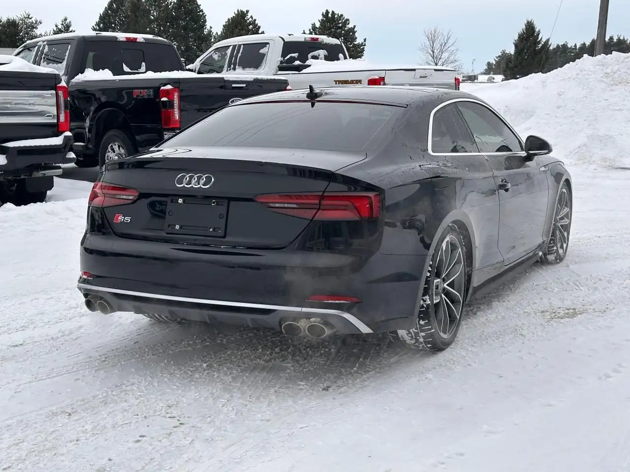Audi S5 снимка Audi S5