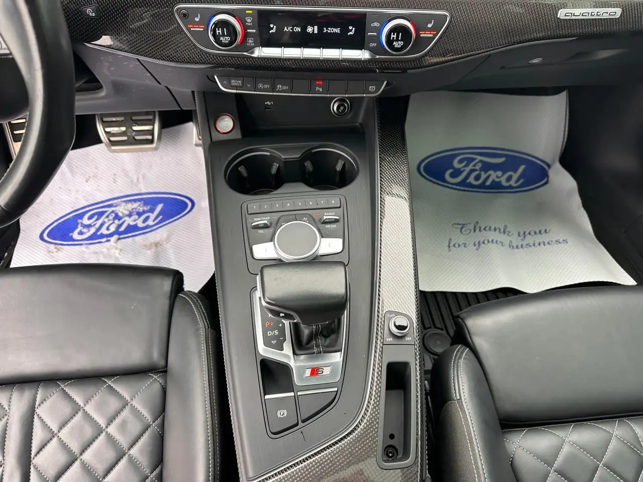 Audi S5 снимка Audi S5
