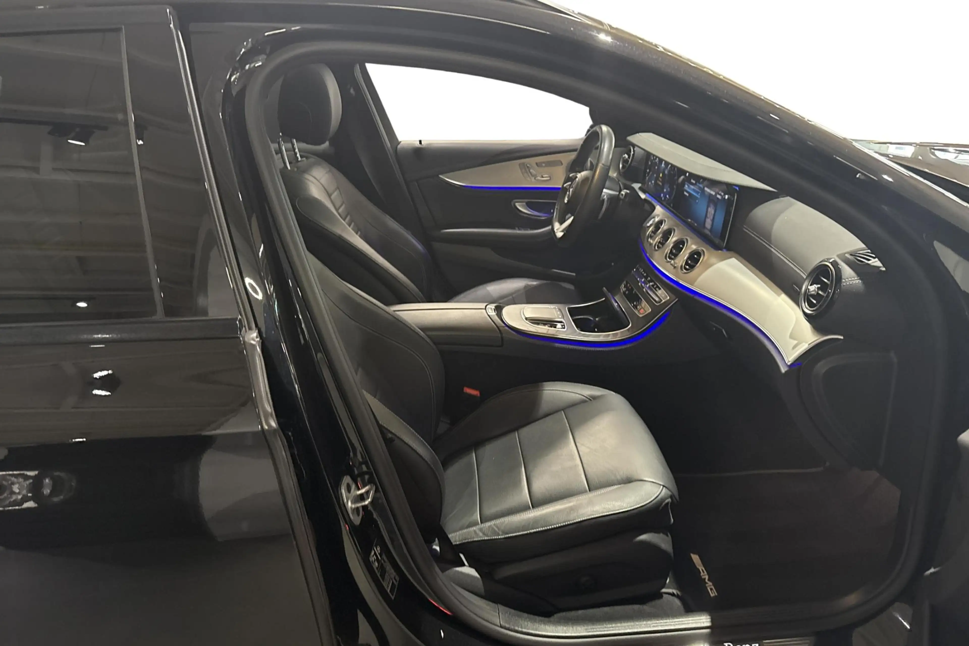 Mercedes-Benz E 300 Break E 300de *BURMESTER AMG LINE PREMIUM PLUS LUX — photo 6