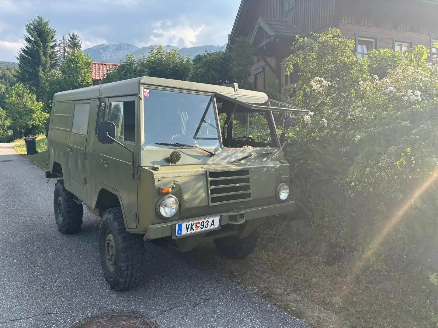 Oldtimer Volvo C303 Зелений - 2