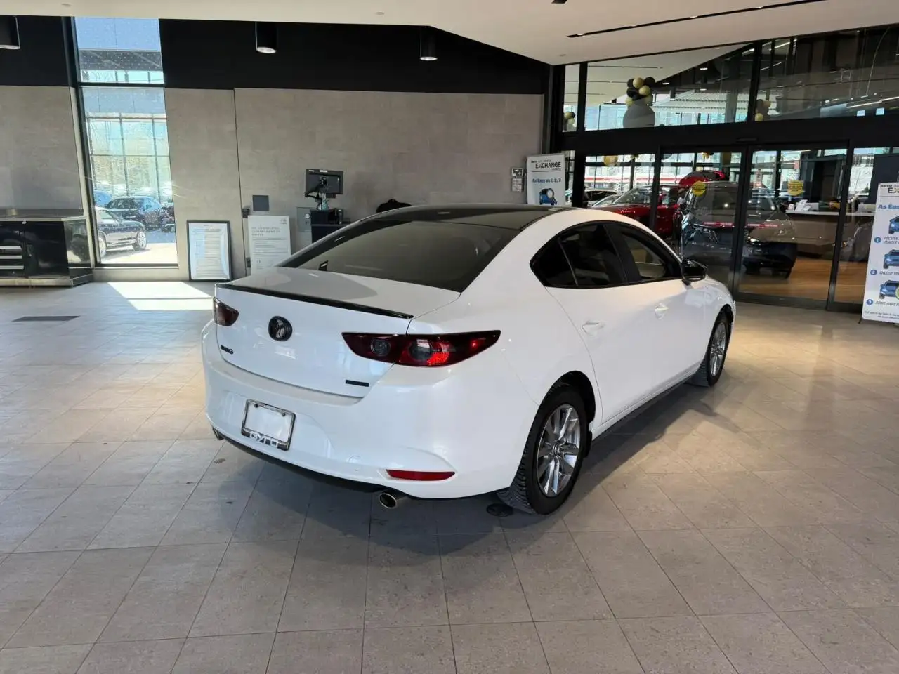 Mazda 3 снимка Mazda 3