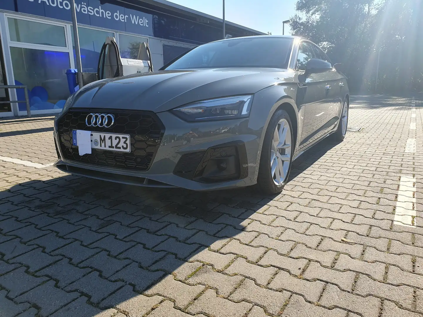 Audi A5 40 TFSI S line Modrá - 1