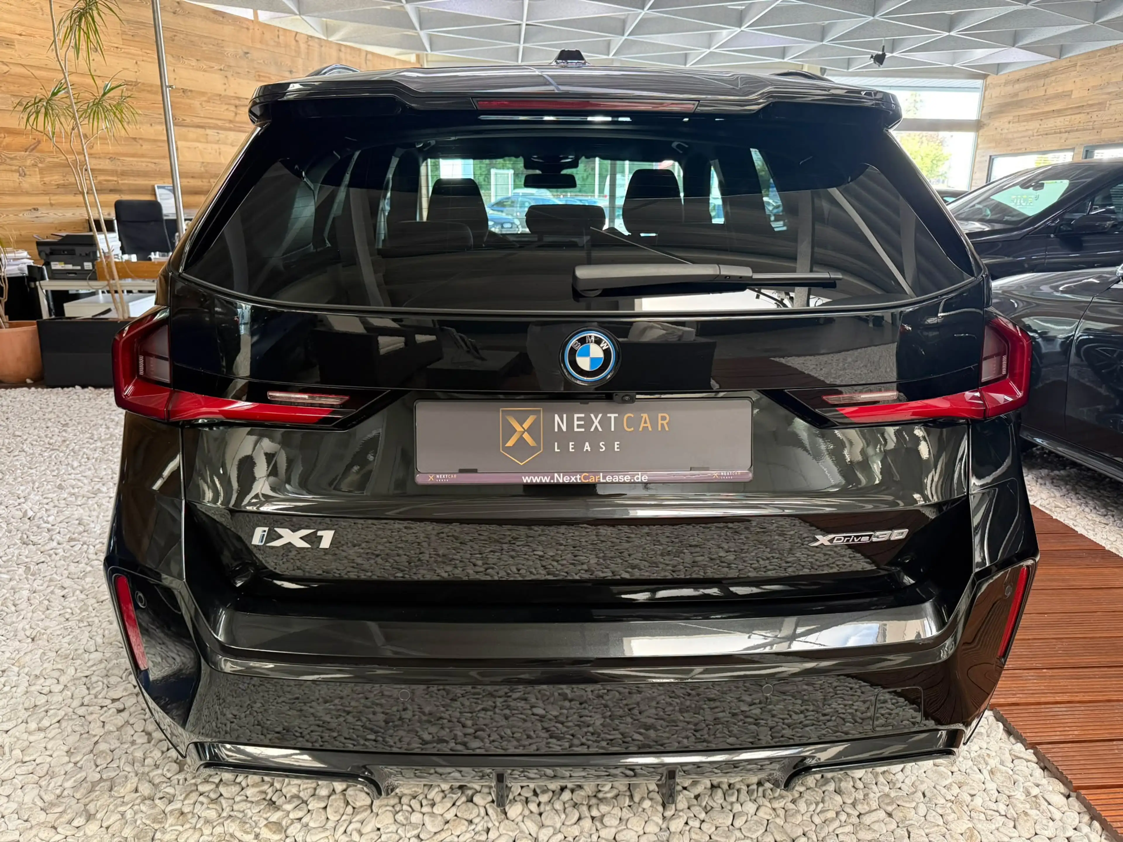 BMW X1 30 xDrive M Sport Pano H K Park.HUD SHz — photo 5