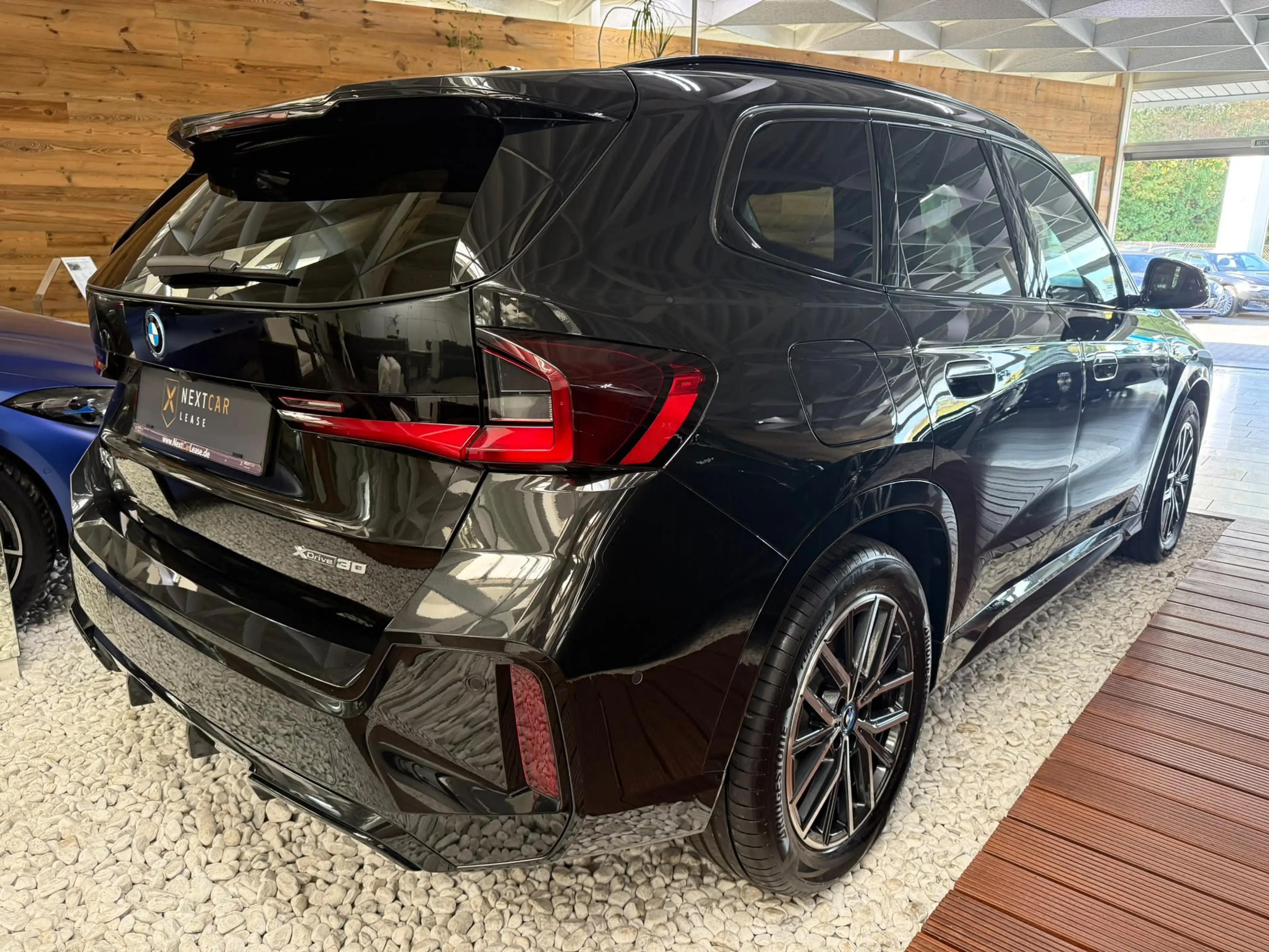 BMW X1 30 xDrive M Sport Pano H K Park.HUD SHz — photo 4