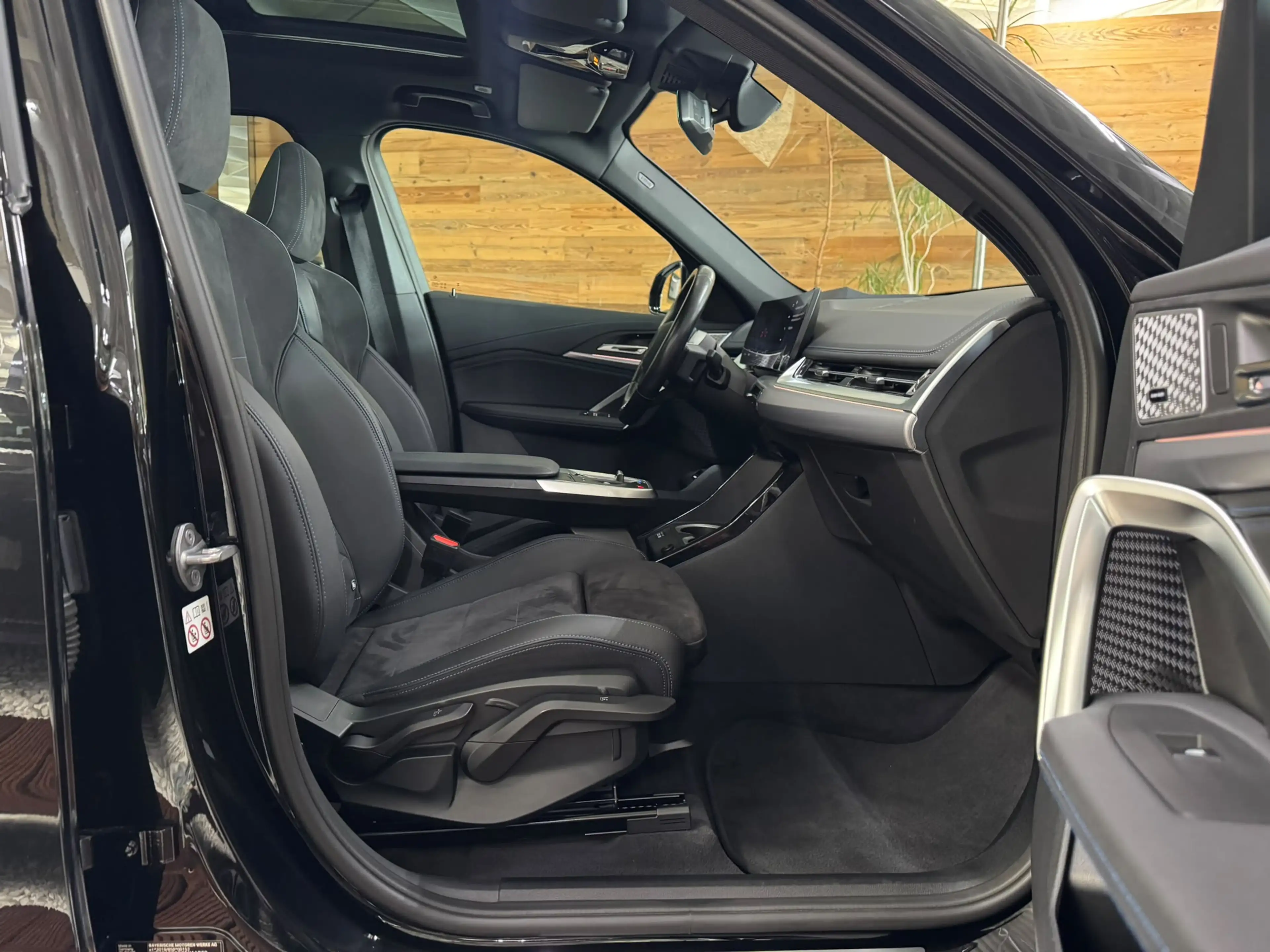 BMW X1 30 xDrive M Sport Pano H K Park.HUD SHz — photo 10