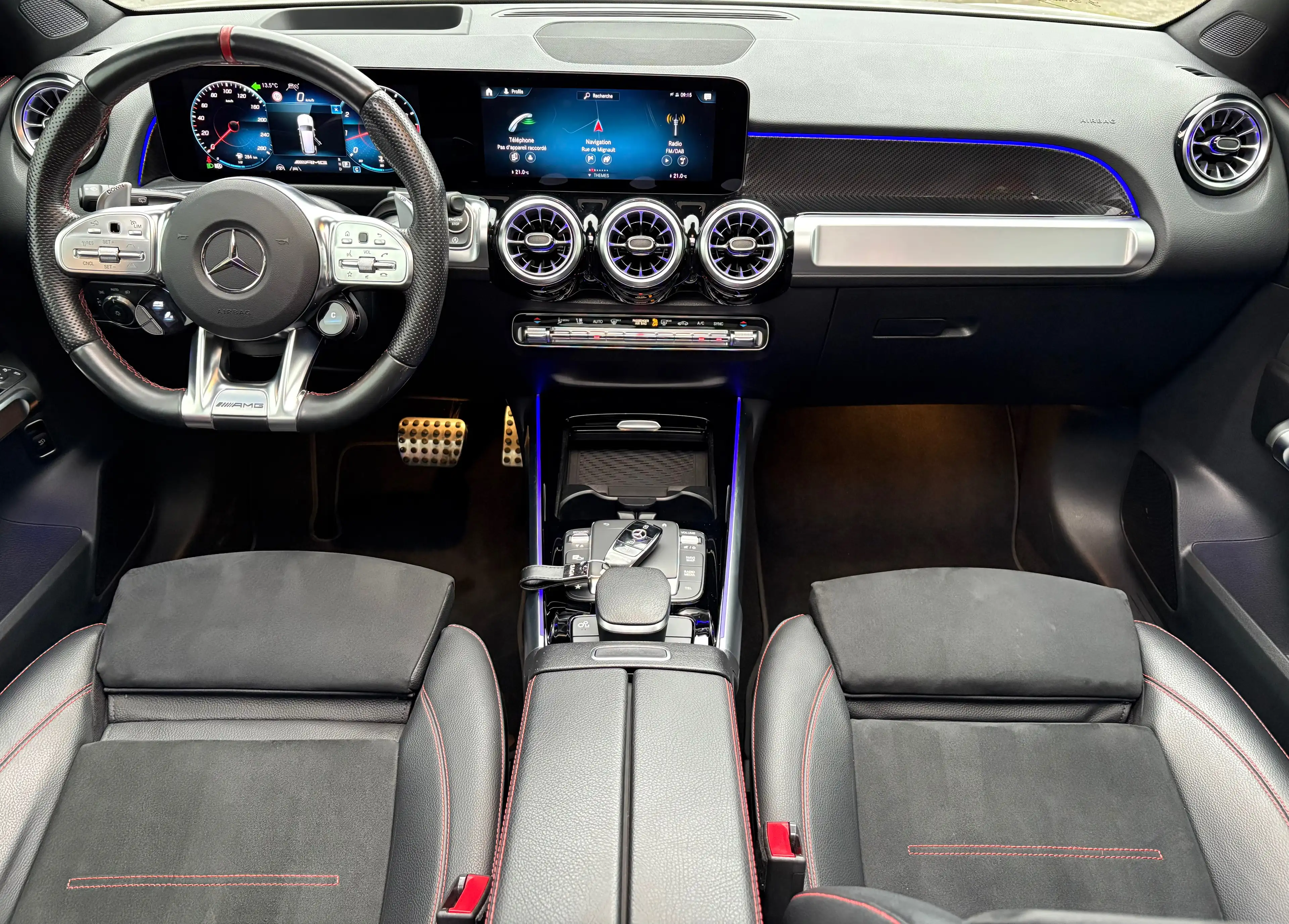 Mercedes-Benz GLB 35 AMG TURBO 4-Matic *1er Propriétaire *Suivi Mercedes — photo 13